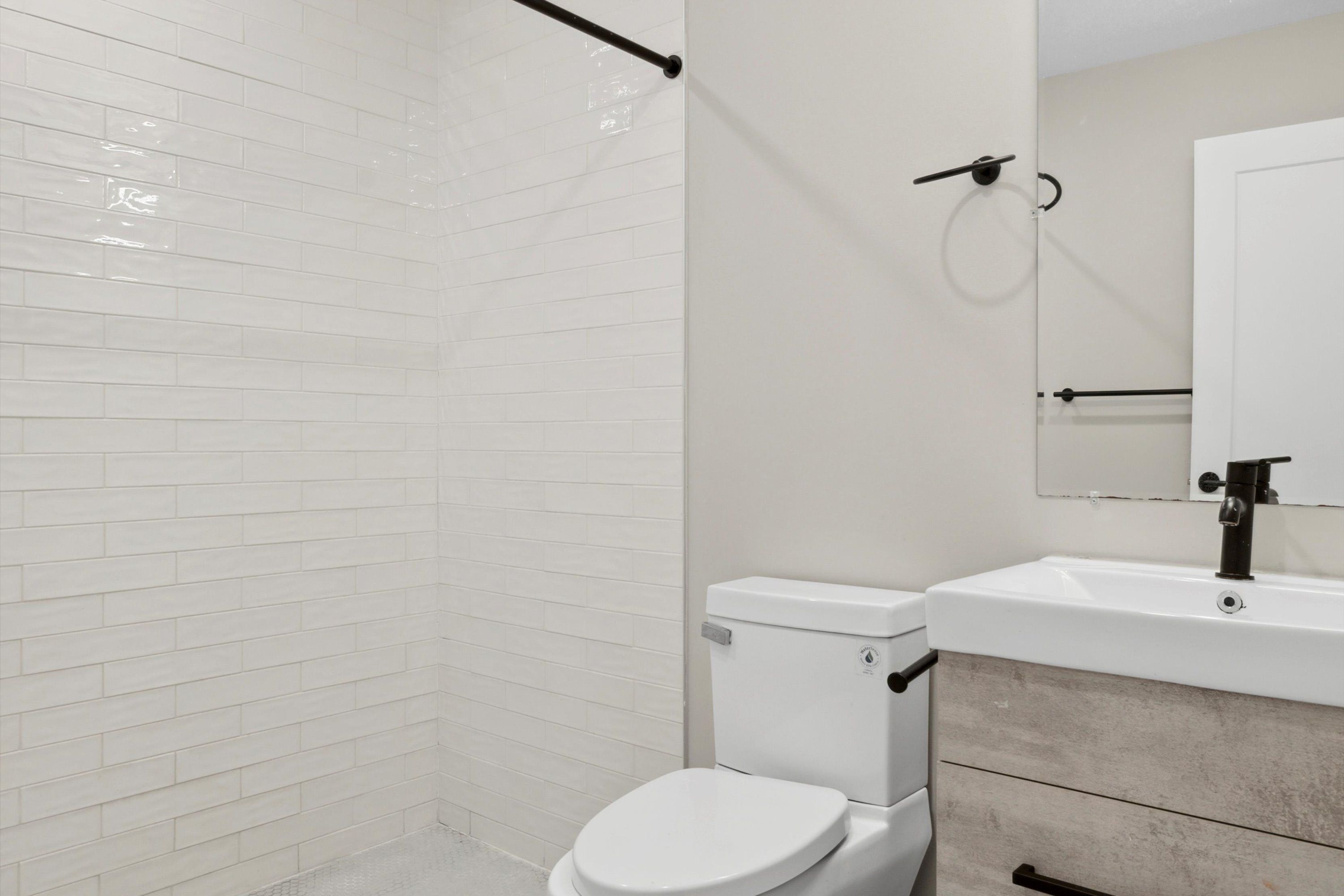 1841-43 N Gratz ST Unit C2