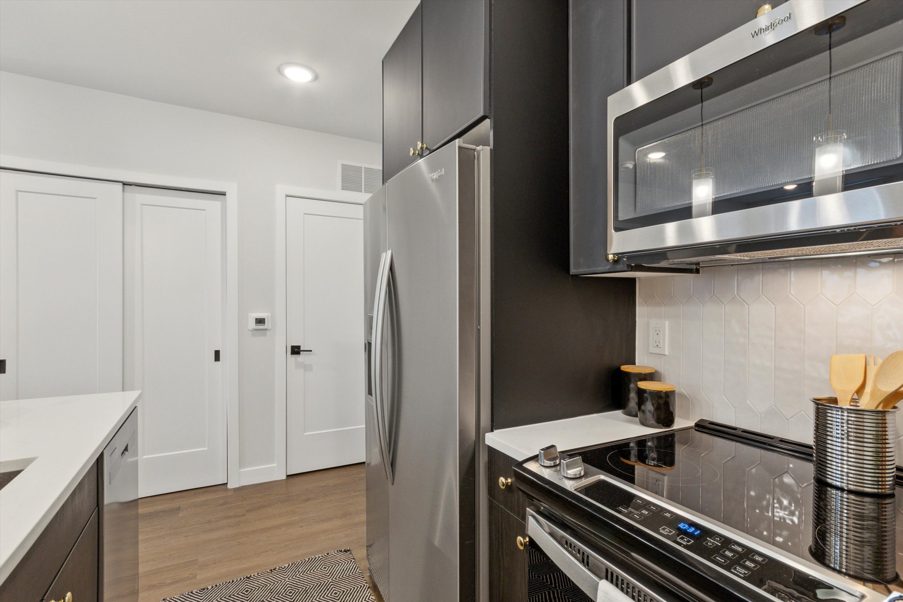 1102 GERMANTOWN AVENUE Unit 405
