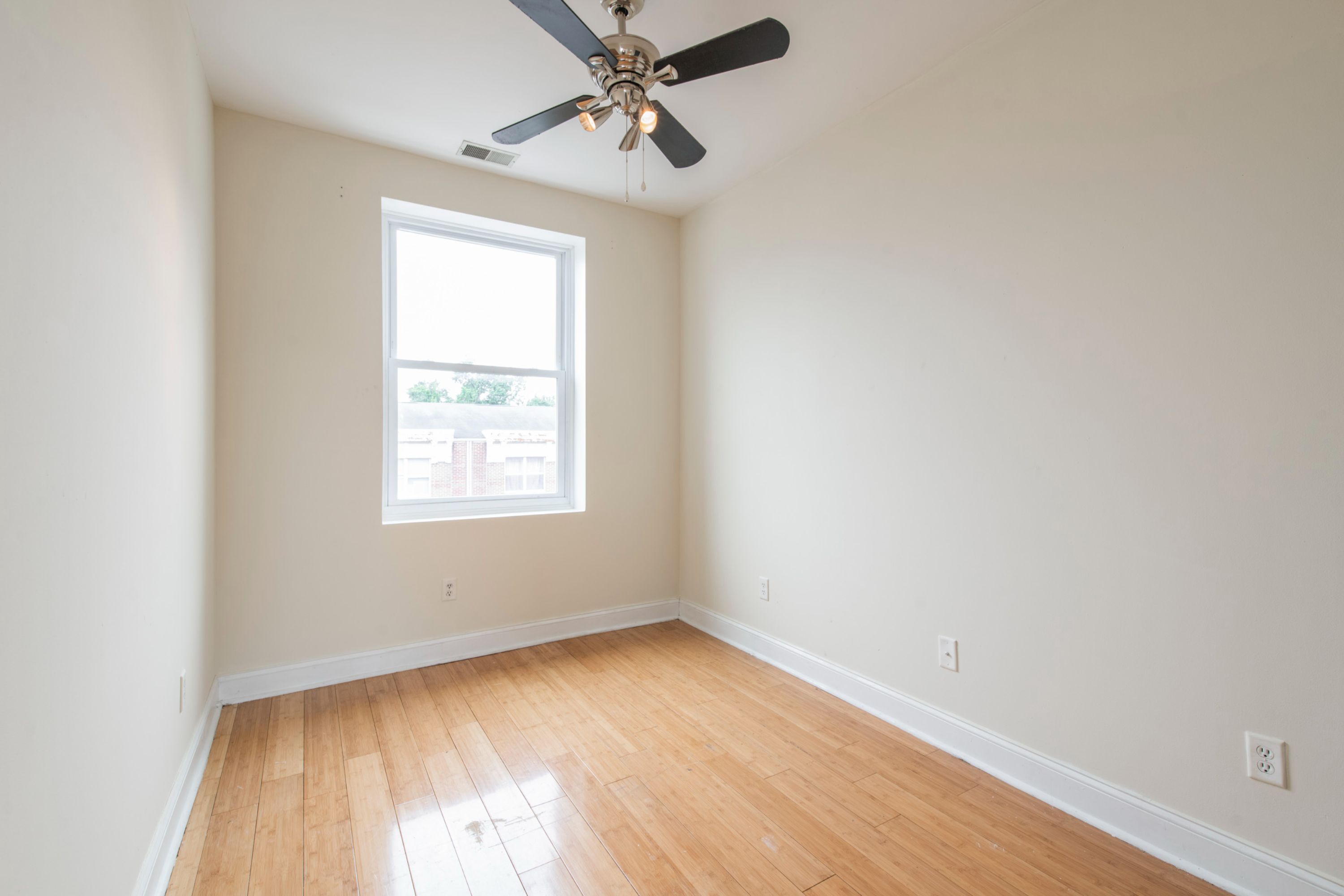 1619 DIAMOND ST Unit 3