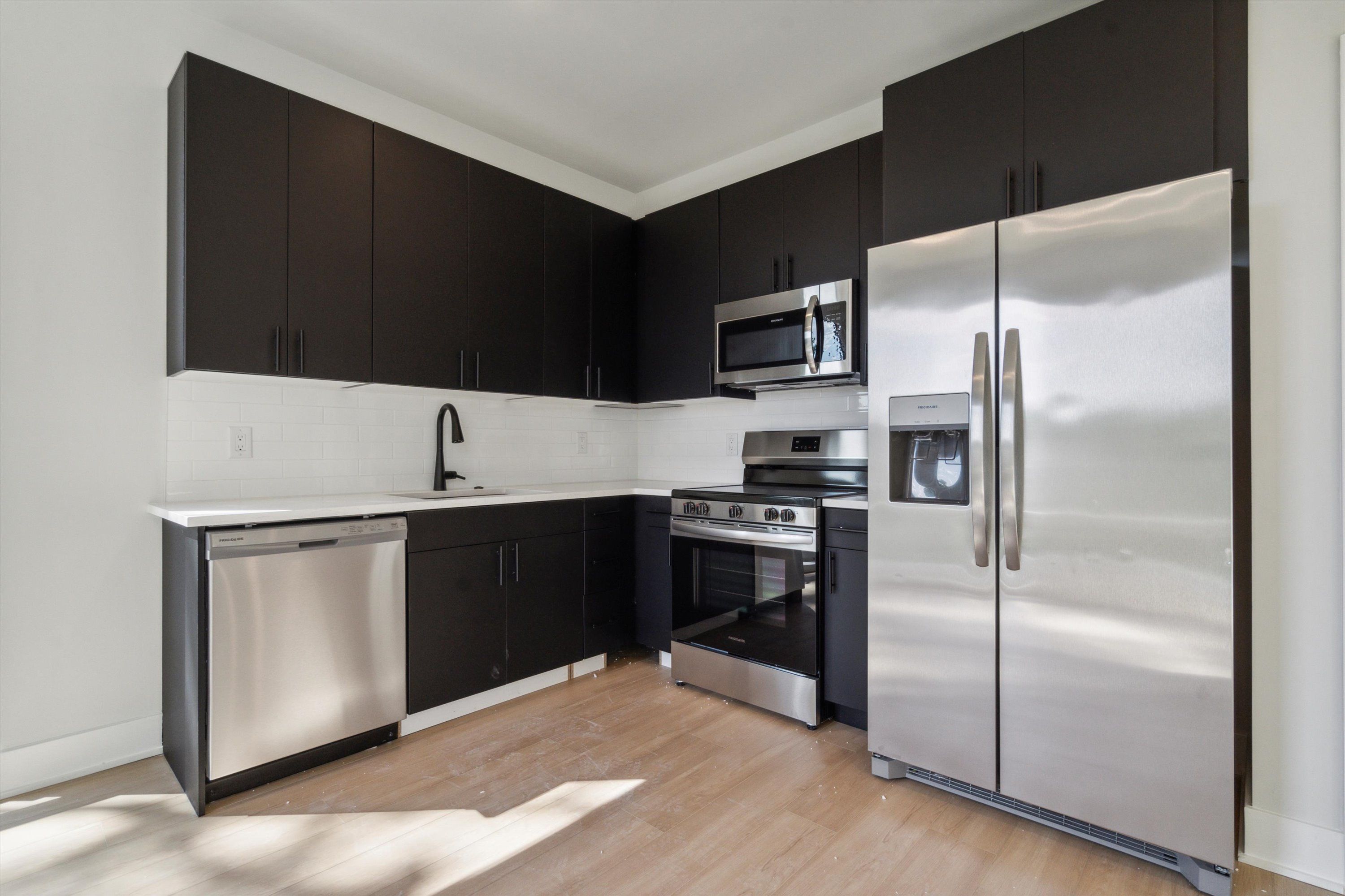 6910 Ridge Avenue Unit 411