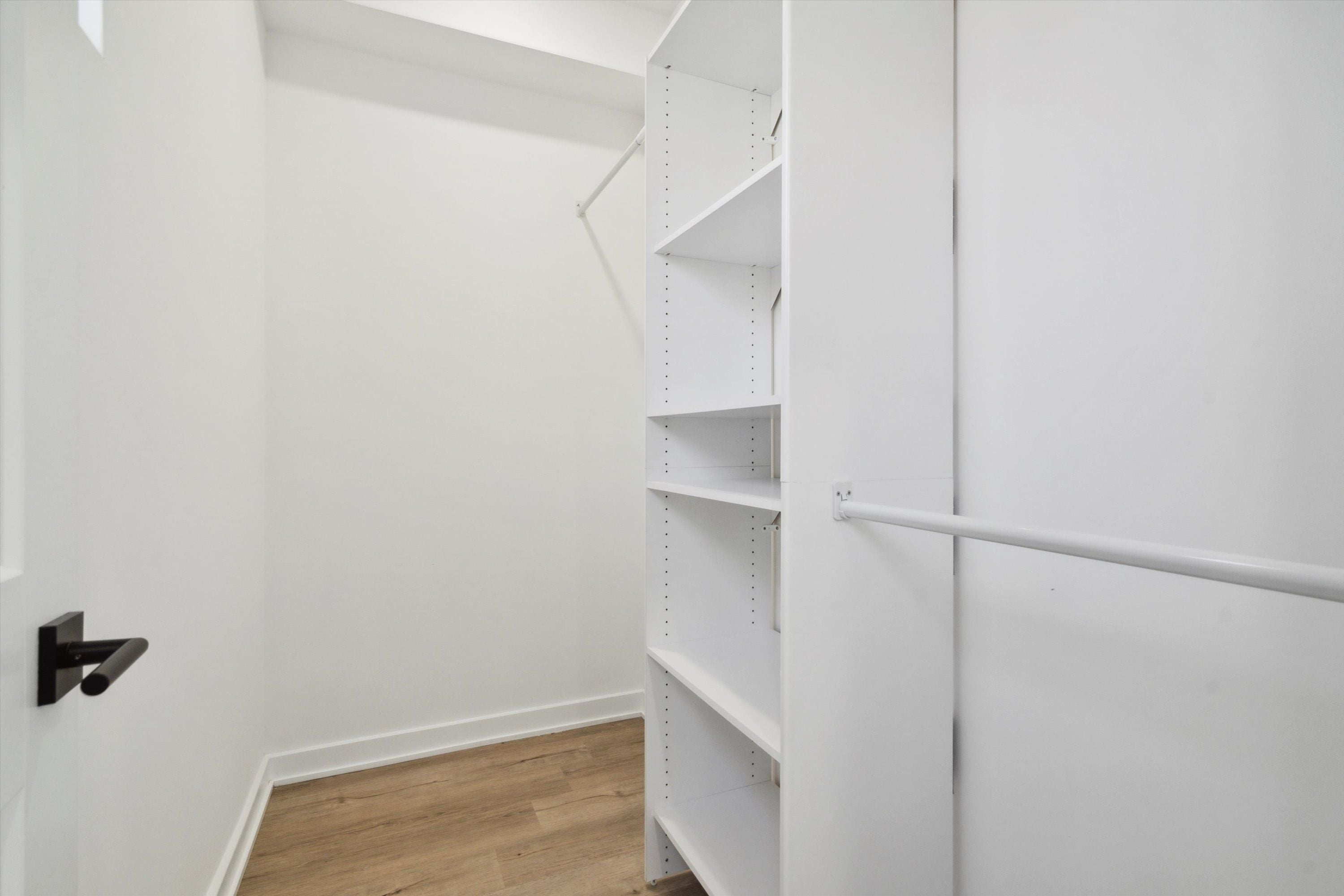 1533 N Sydenham ST Unit B