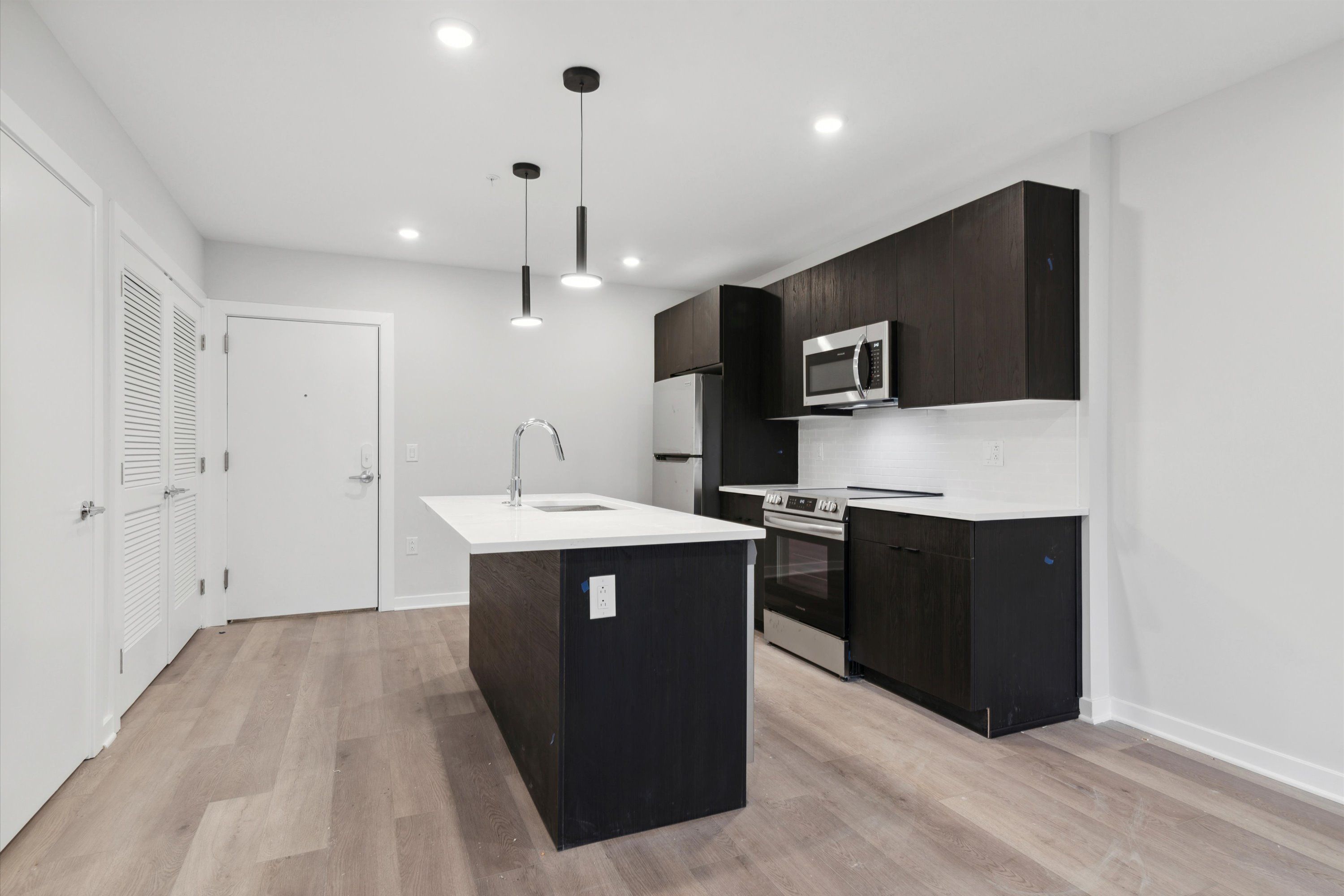 3449 SCOTTS LANE Unit B323