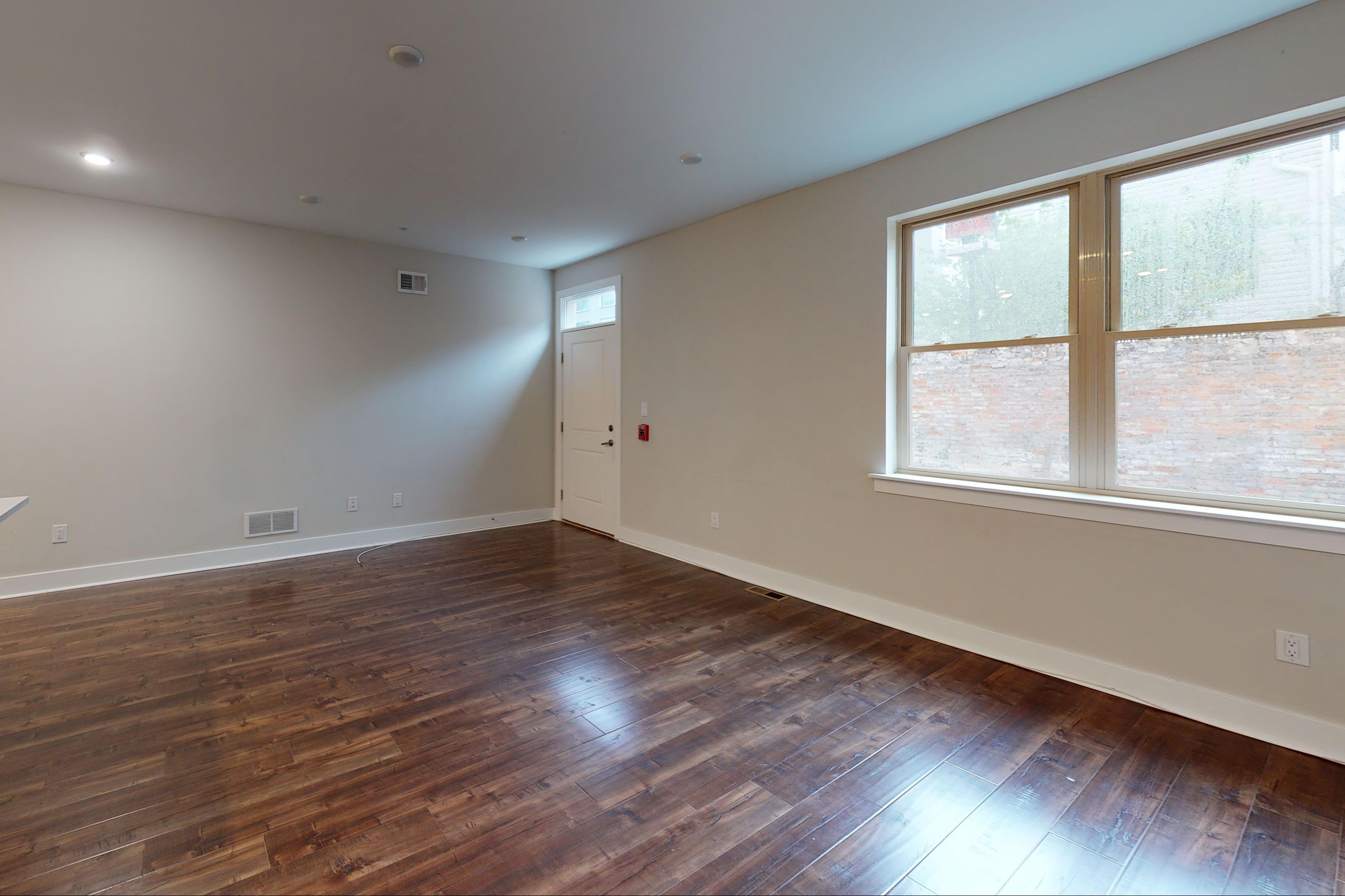 1419 N Franklin St Unit 2