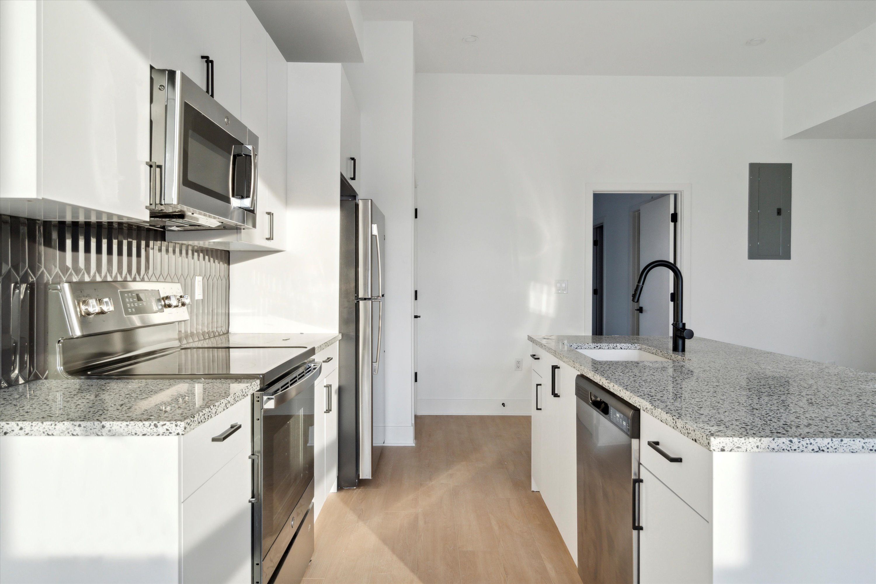 1643 N 2ND ST Unit 402