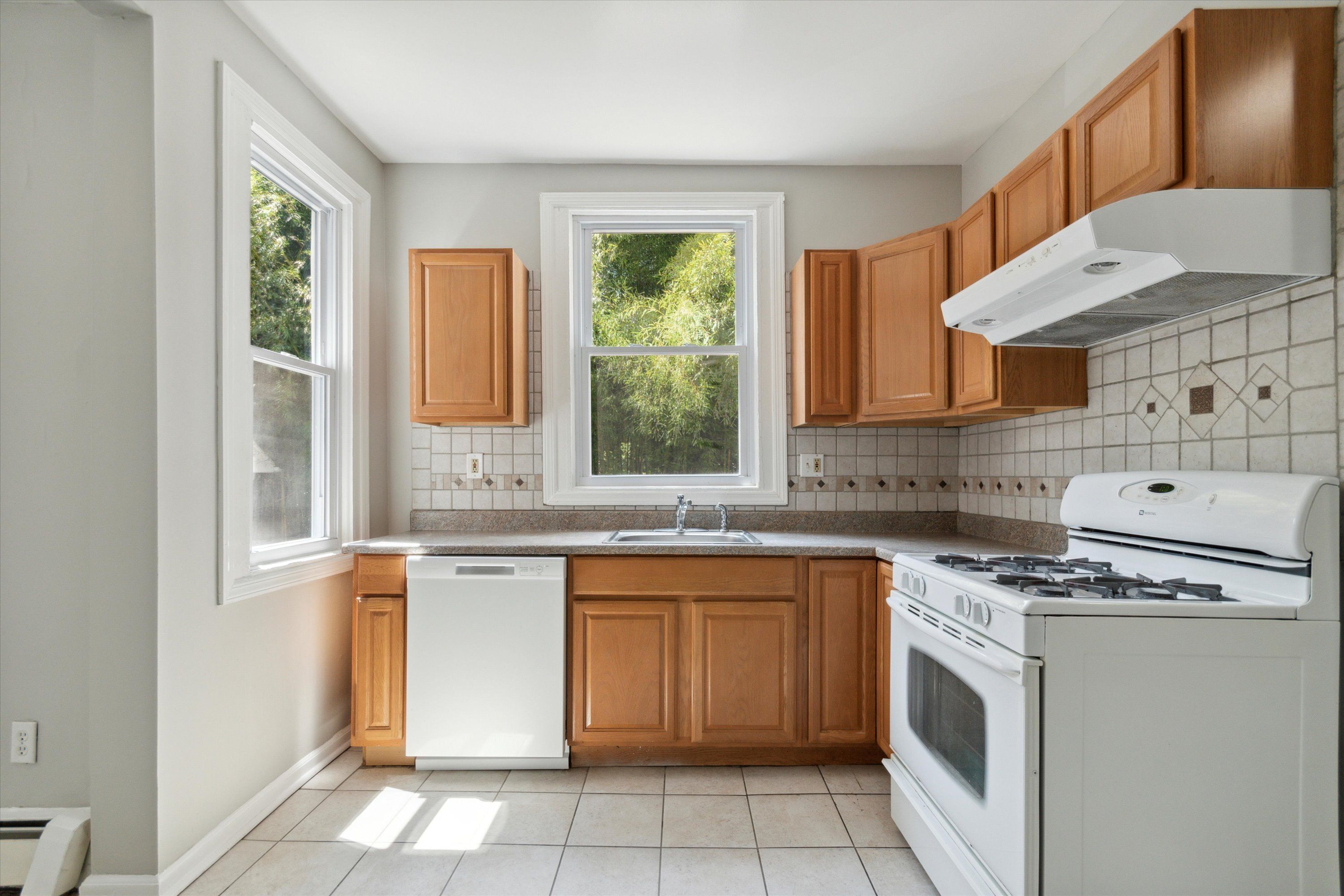 291-293 Nassau St Unit 4