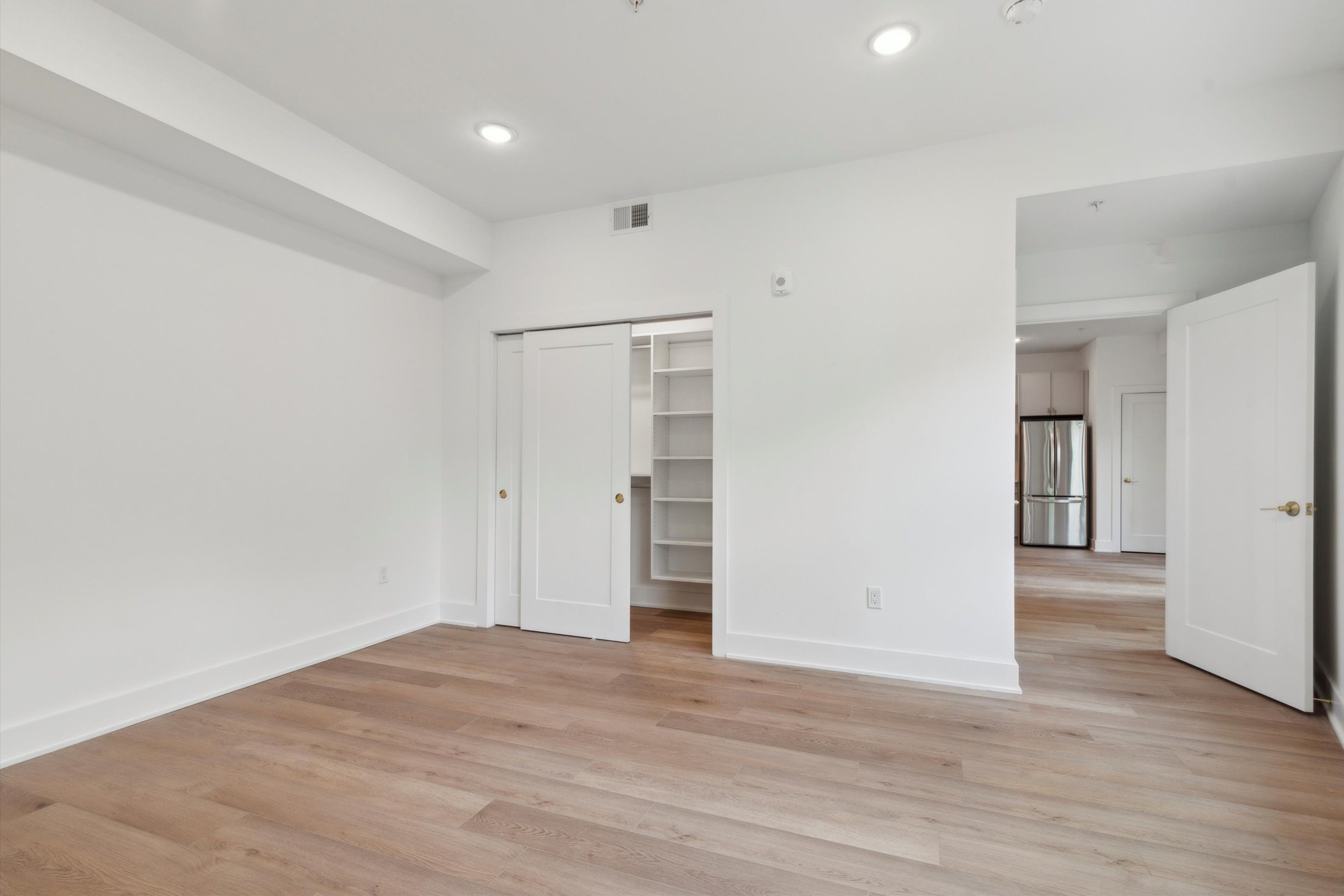 367 W Hortter St Unit 208