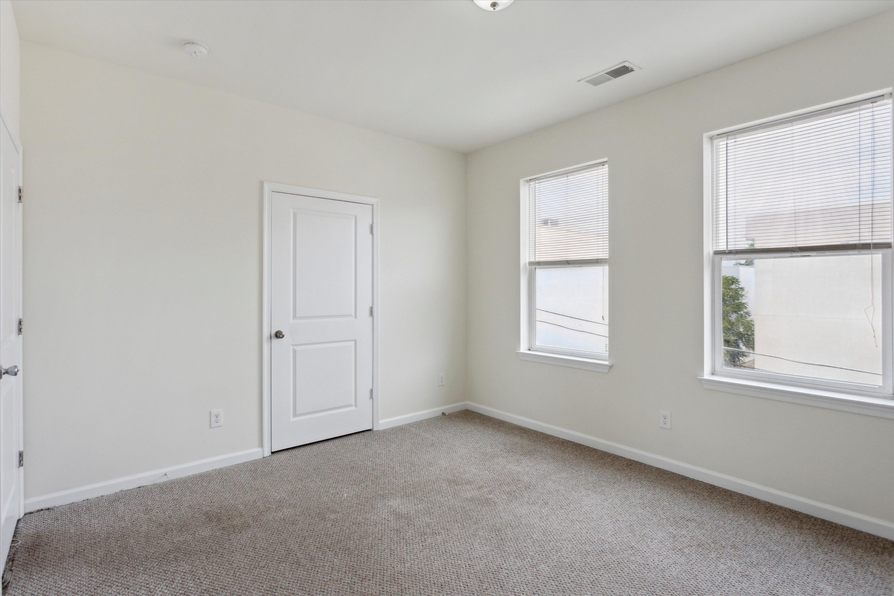 1811 W BERKS ST Unit C