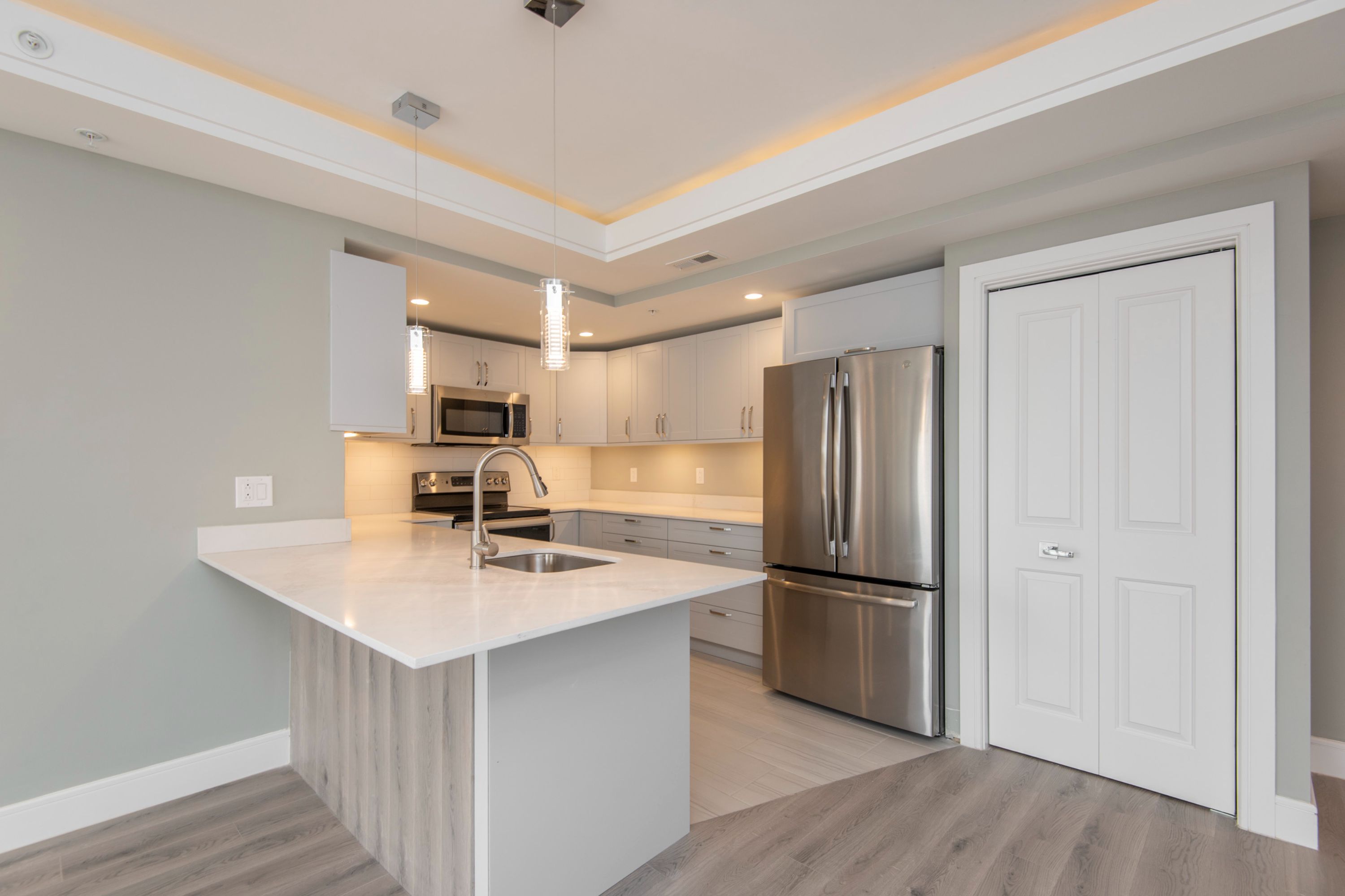 1133 E COLUMBIA AVE Unit 302