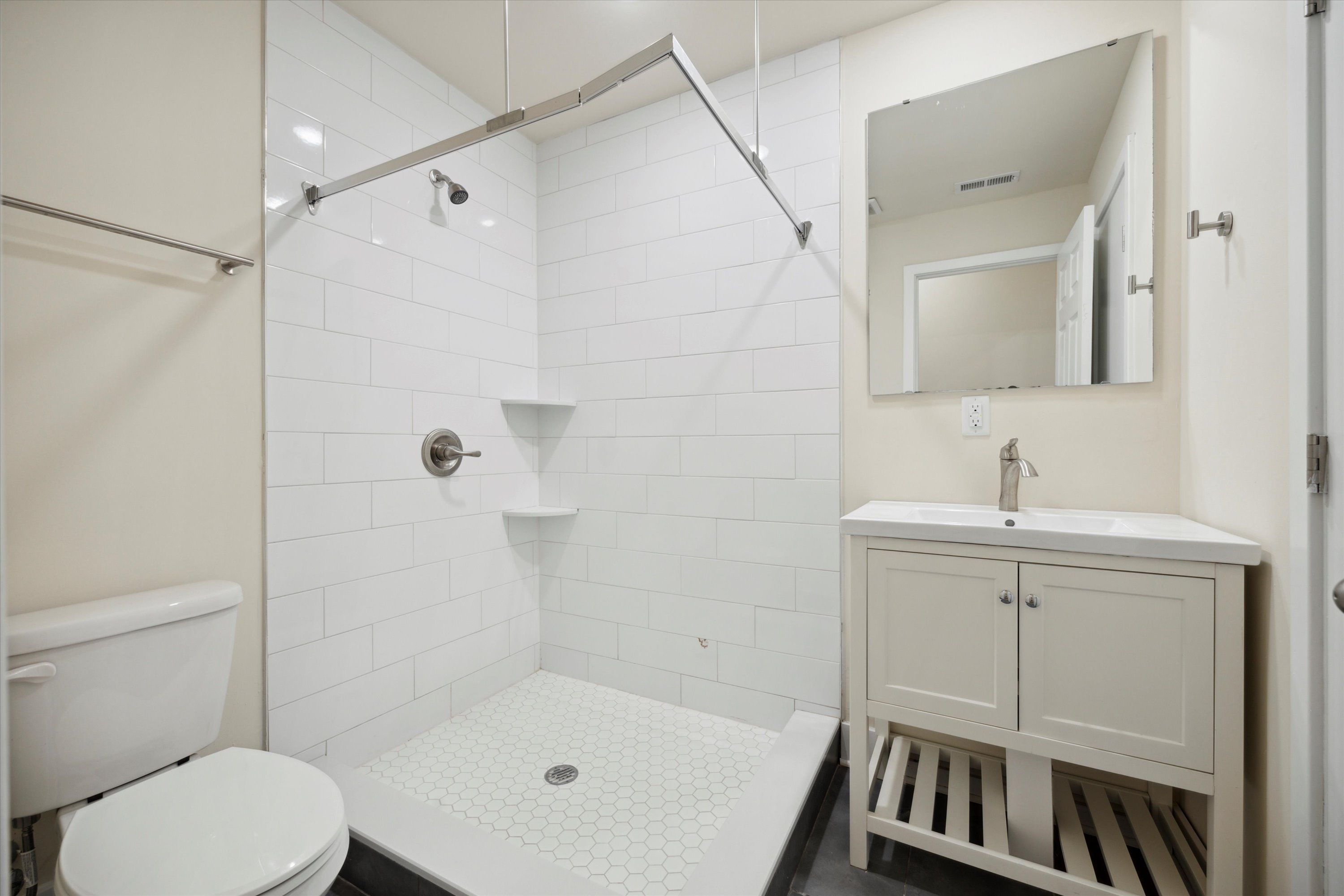 1519 N Sydenham St Unit A