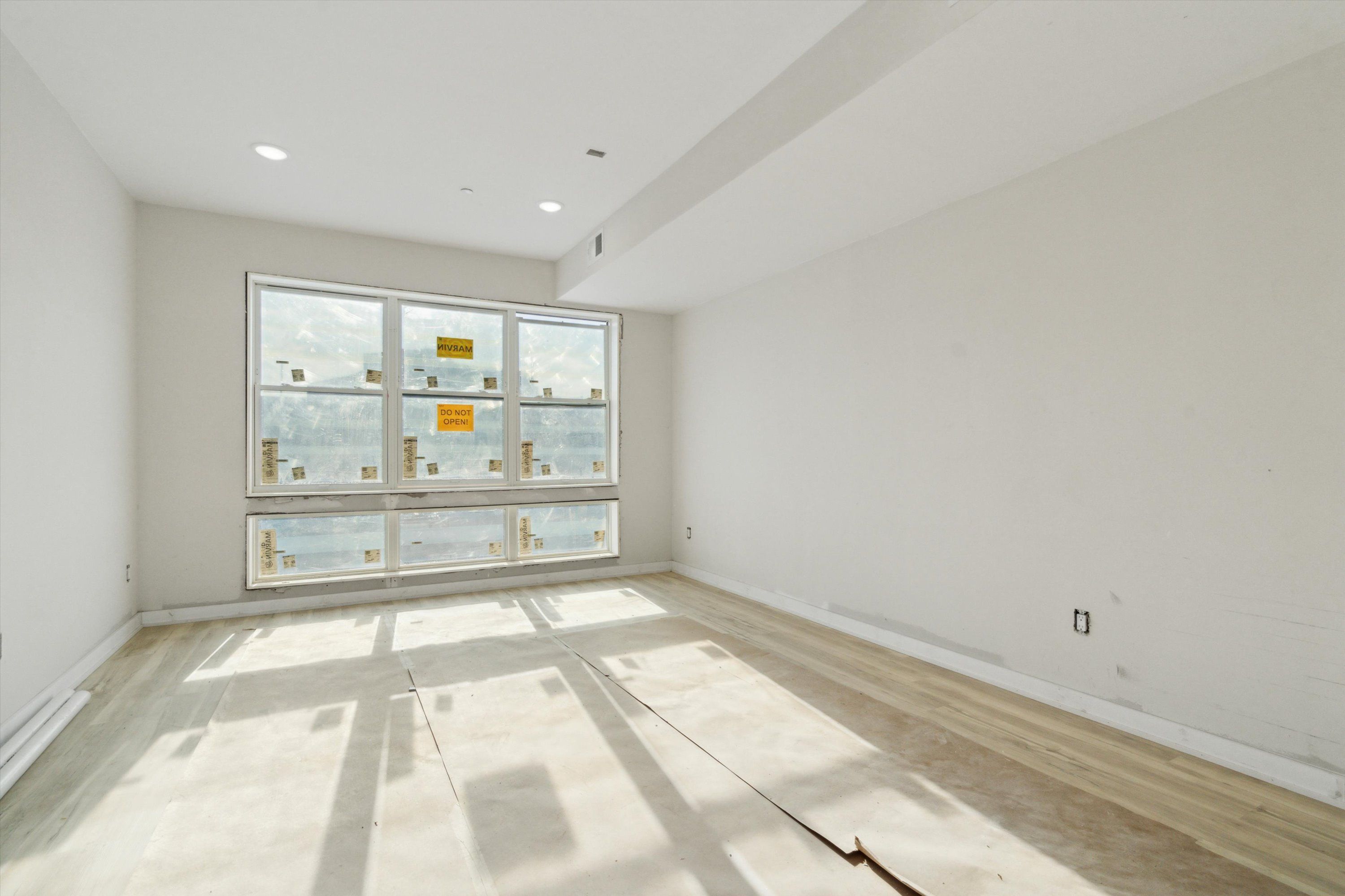 3729 LANCASTER AVE Unit 103