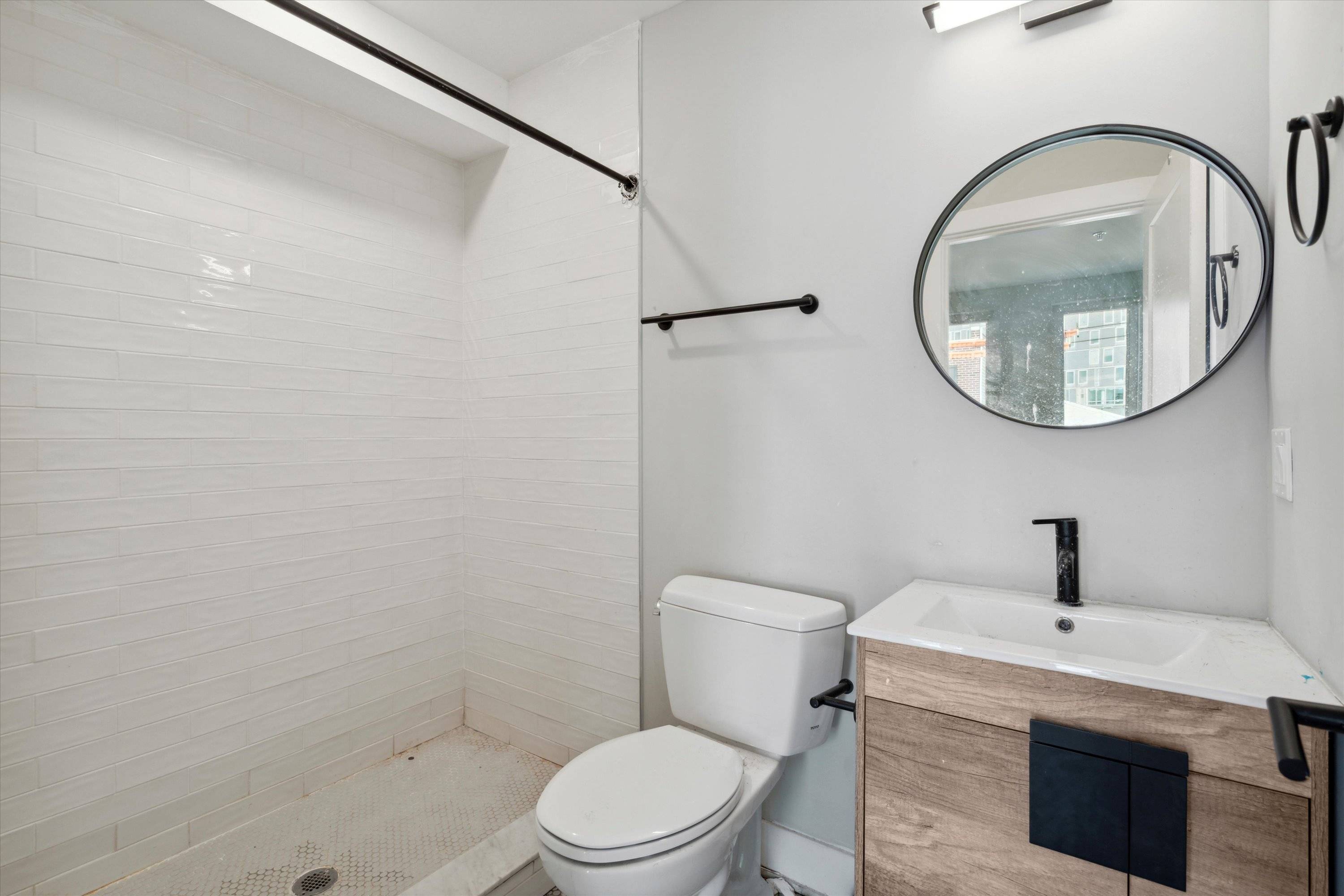 1618 N Sydenham St Unit B