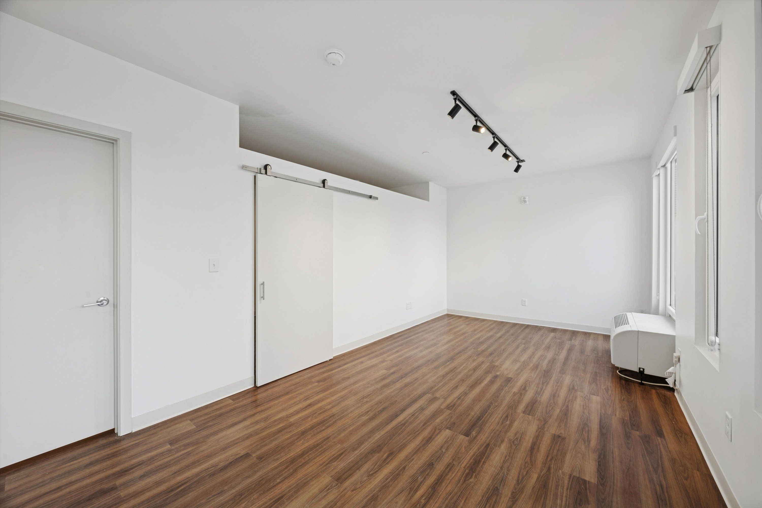 4240 Chestnut St Unit 412