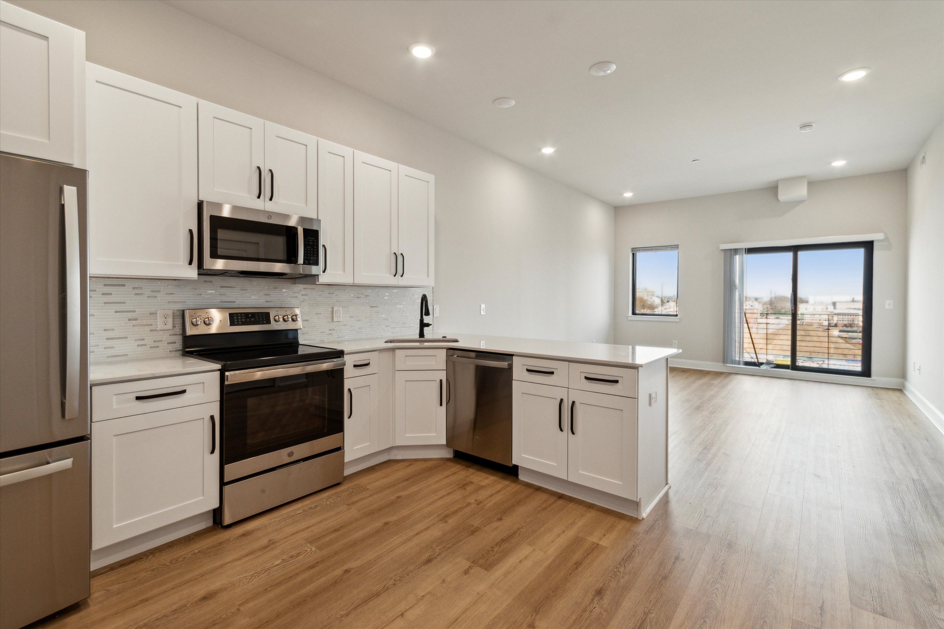 2157 E LEHIGH AVE Unit 415