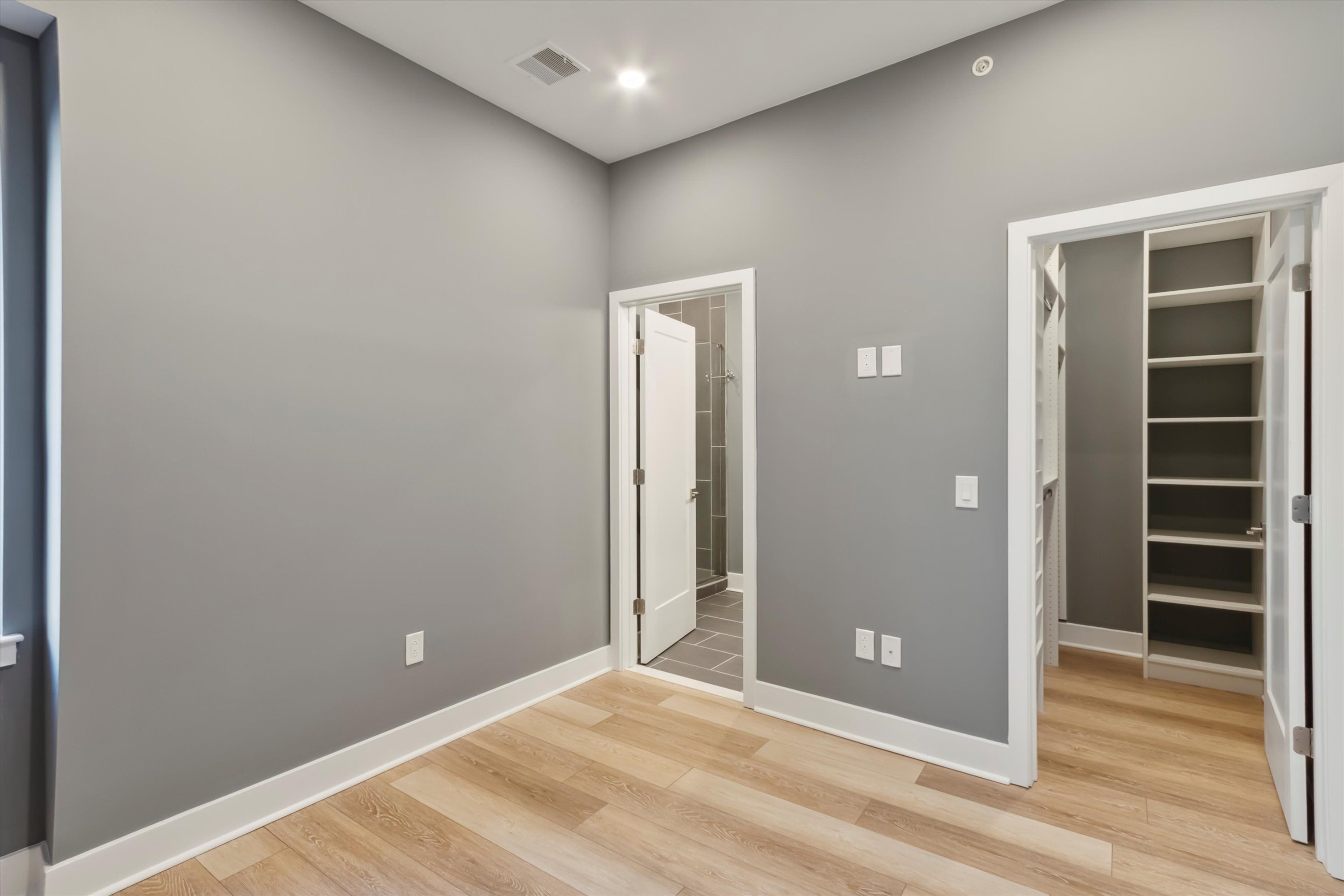 1615 POPLAR ST Unit 5