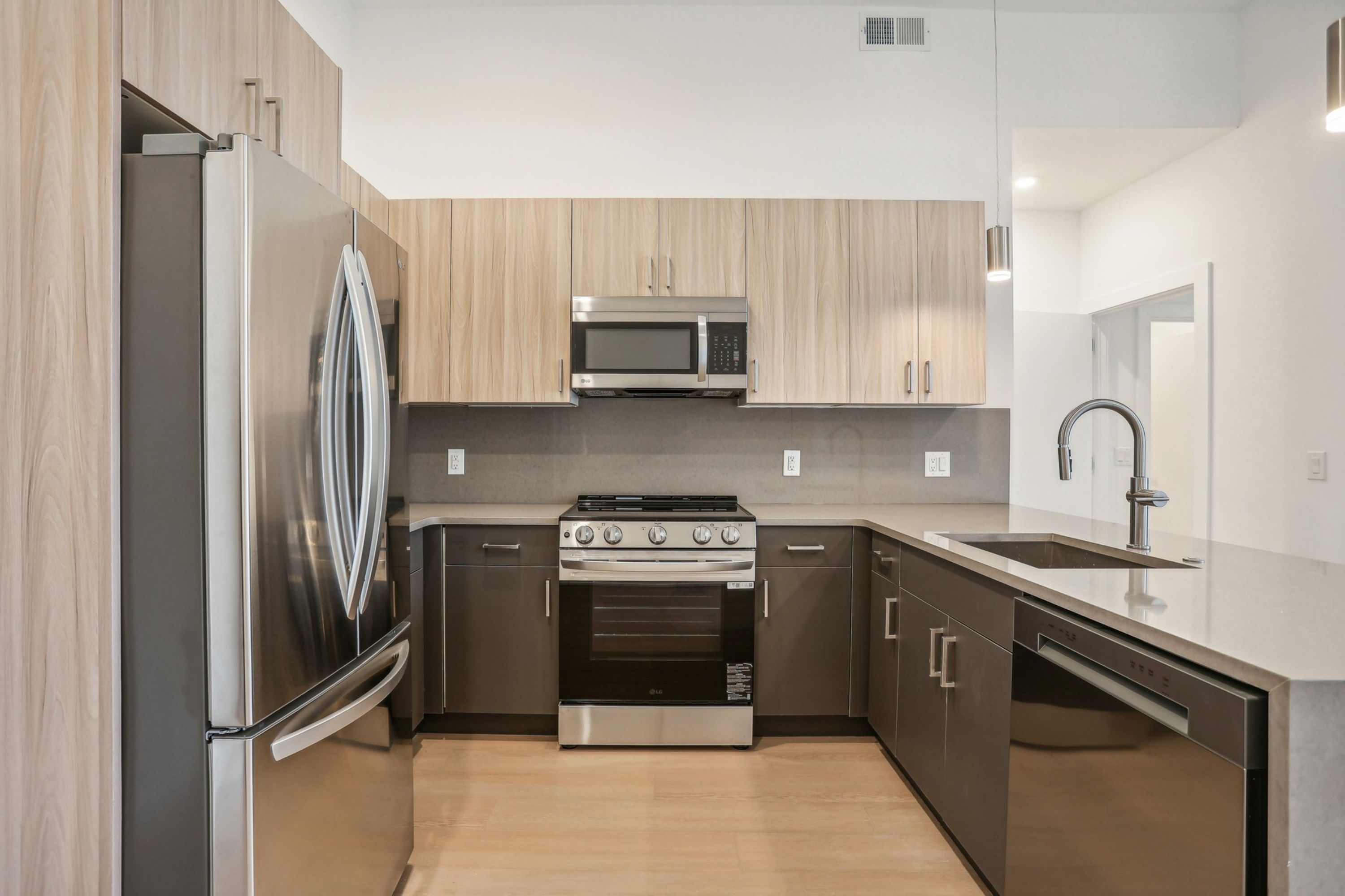 1731 Tilghman St Unit 306