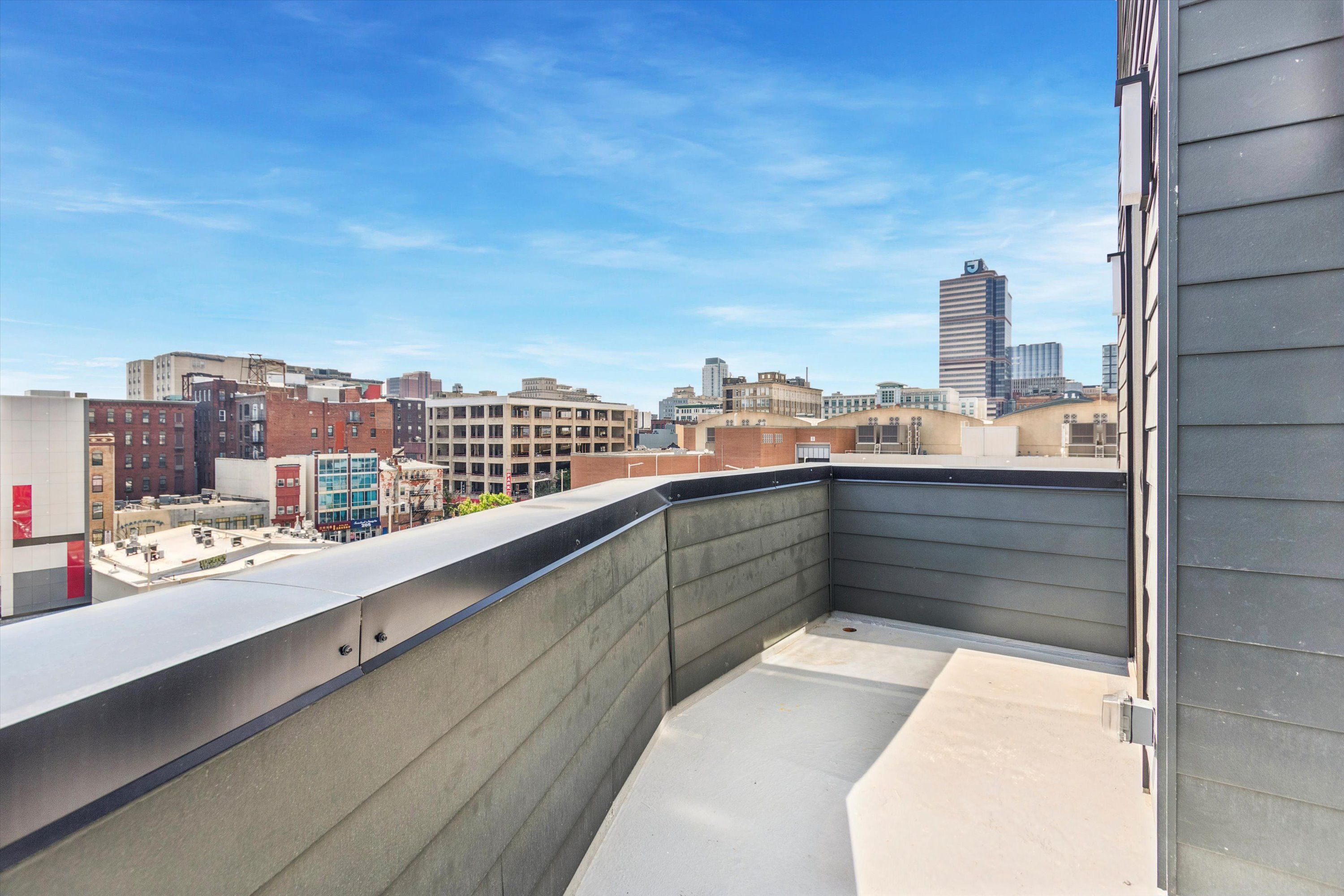 225 N 12TH ST Unit 603