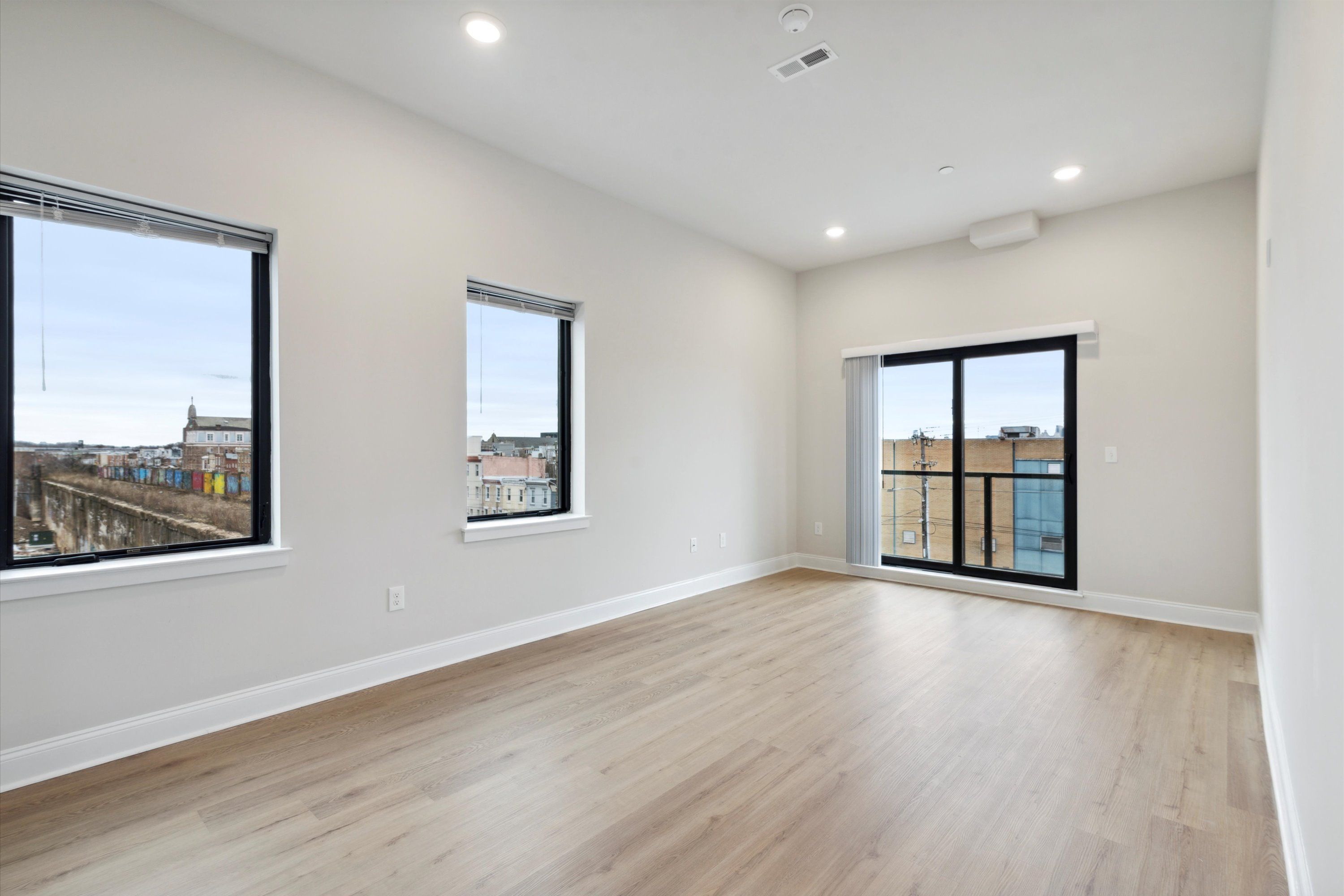 2157 E LEHIGH AVE Unit 307