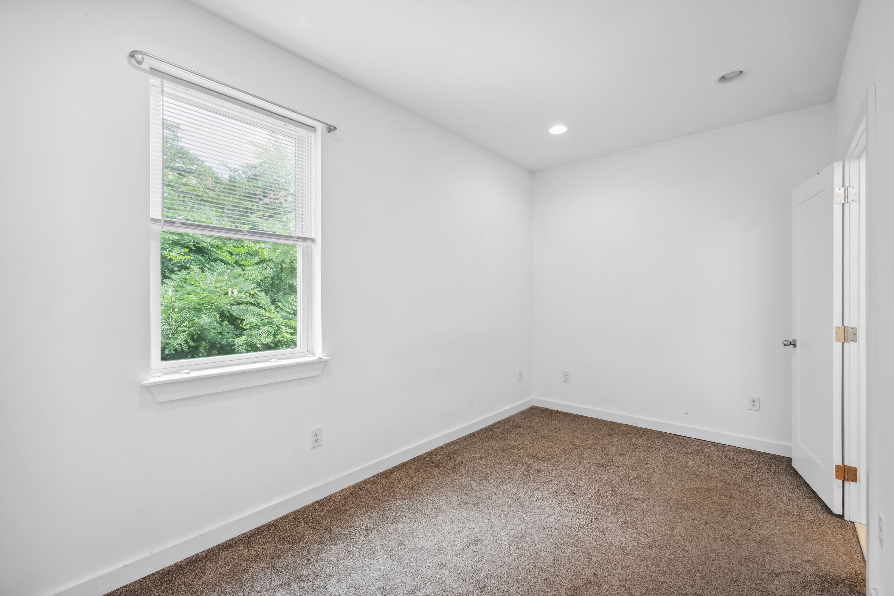 1632 N SYDENHAM ST Unit 2