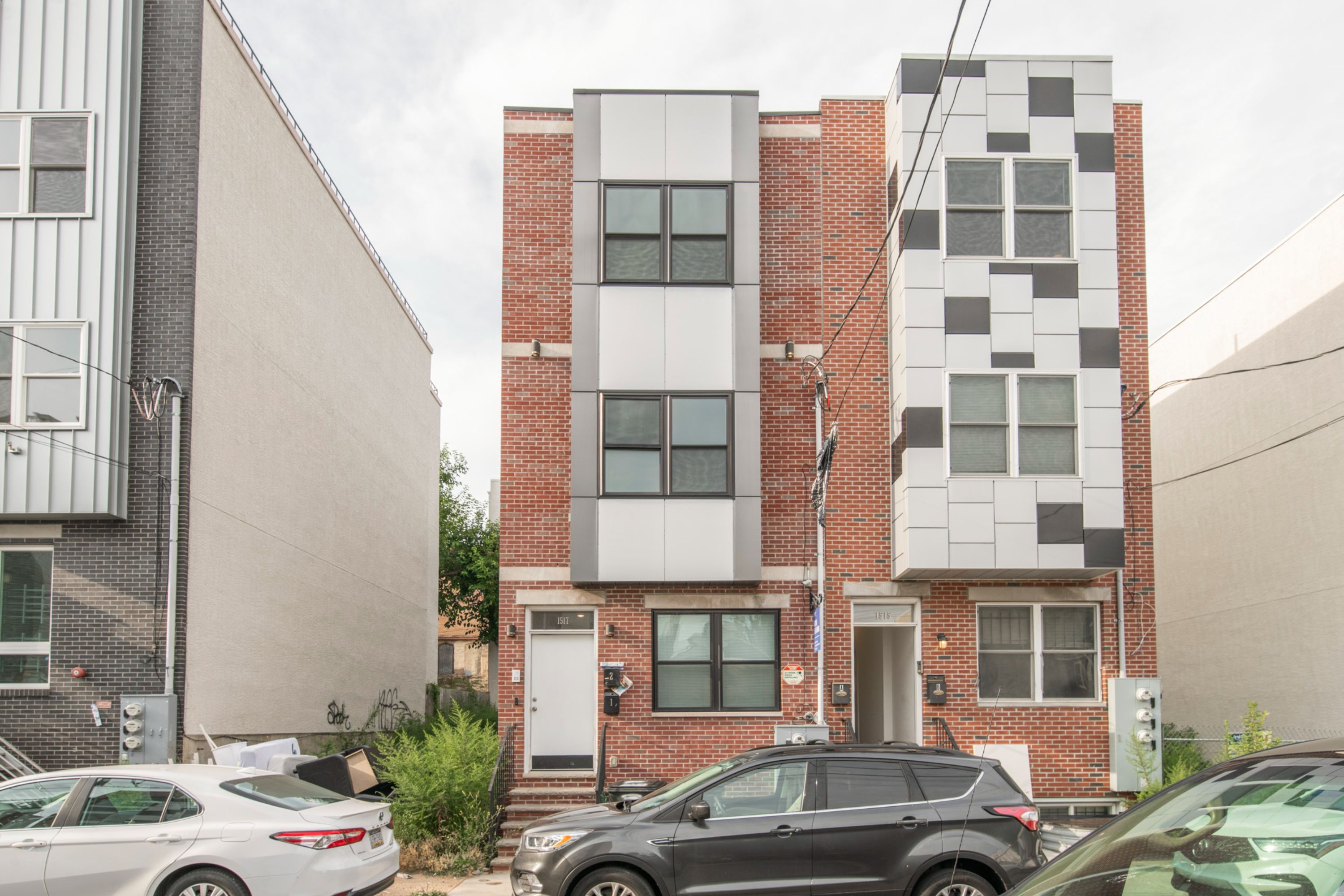 1517 SEYBERT ST Unit 2