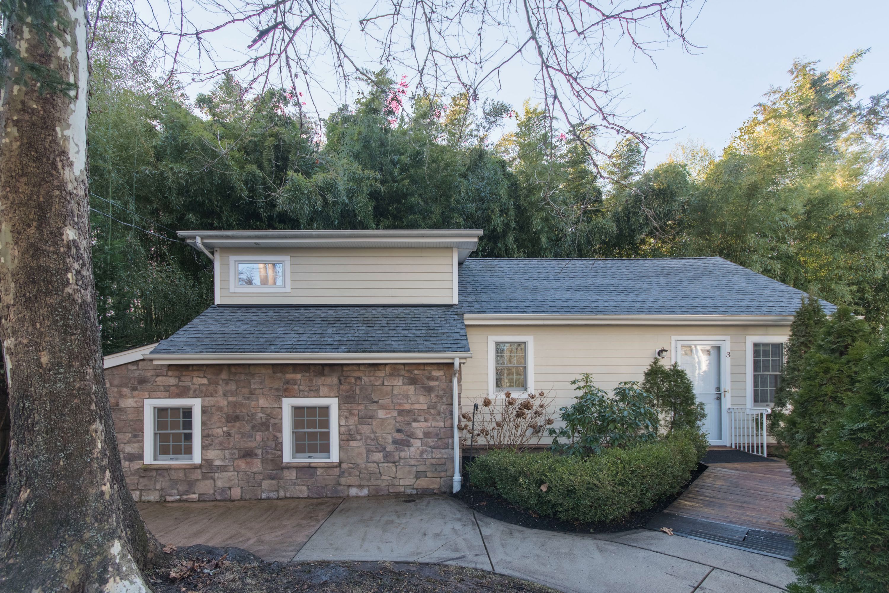 3 Princeton Ave