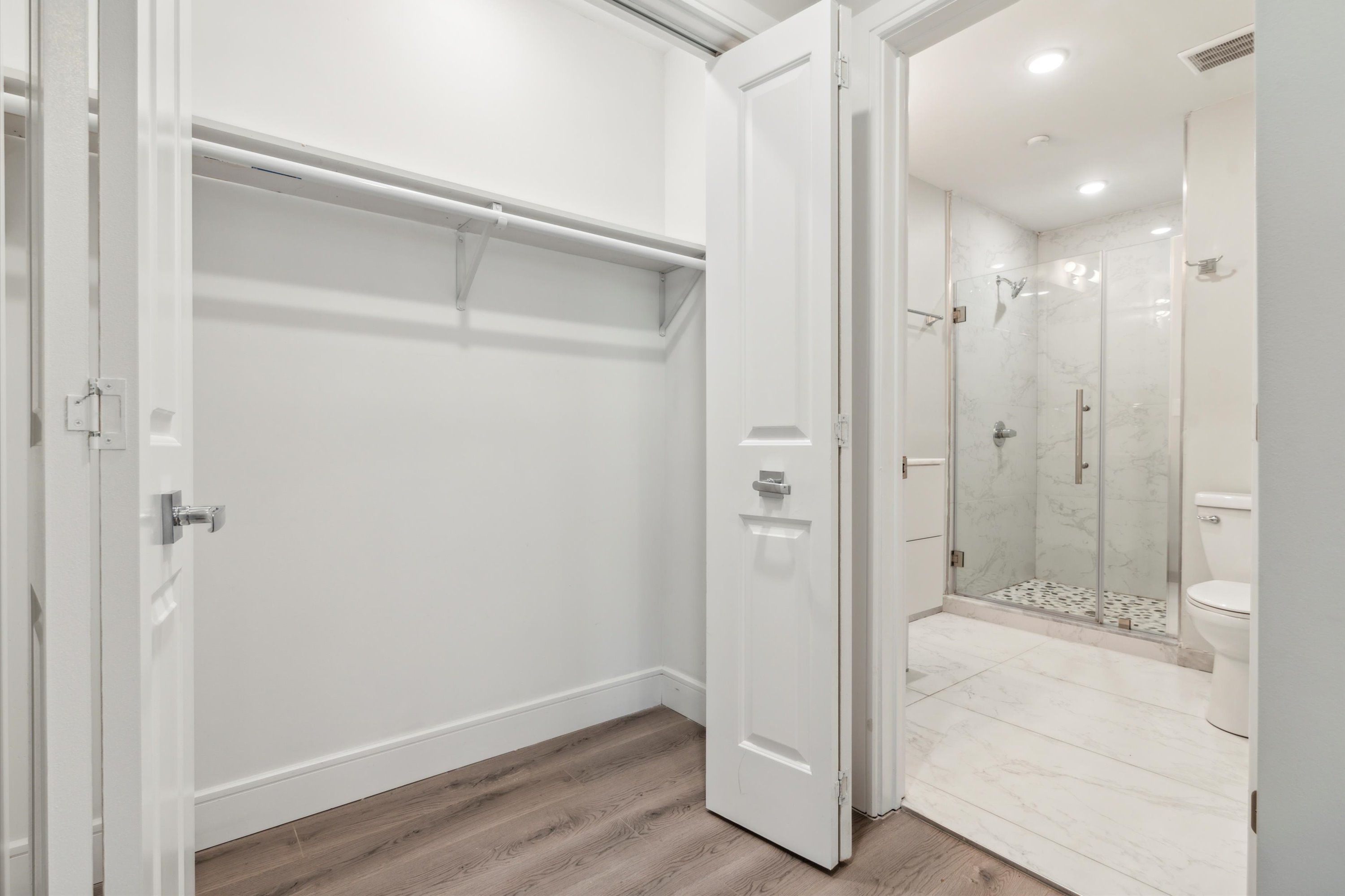 1133 E COLUMBIA AVE Unit 603