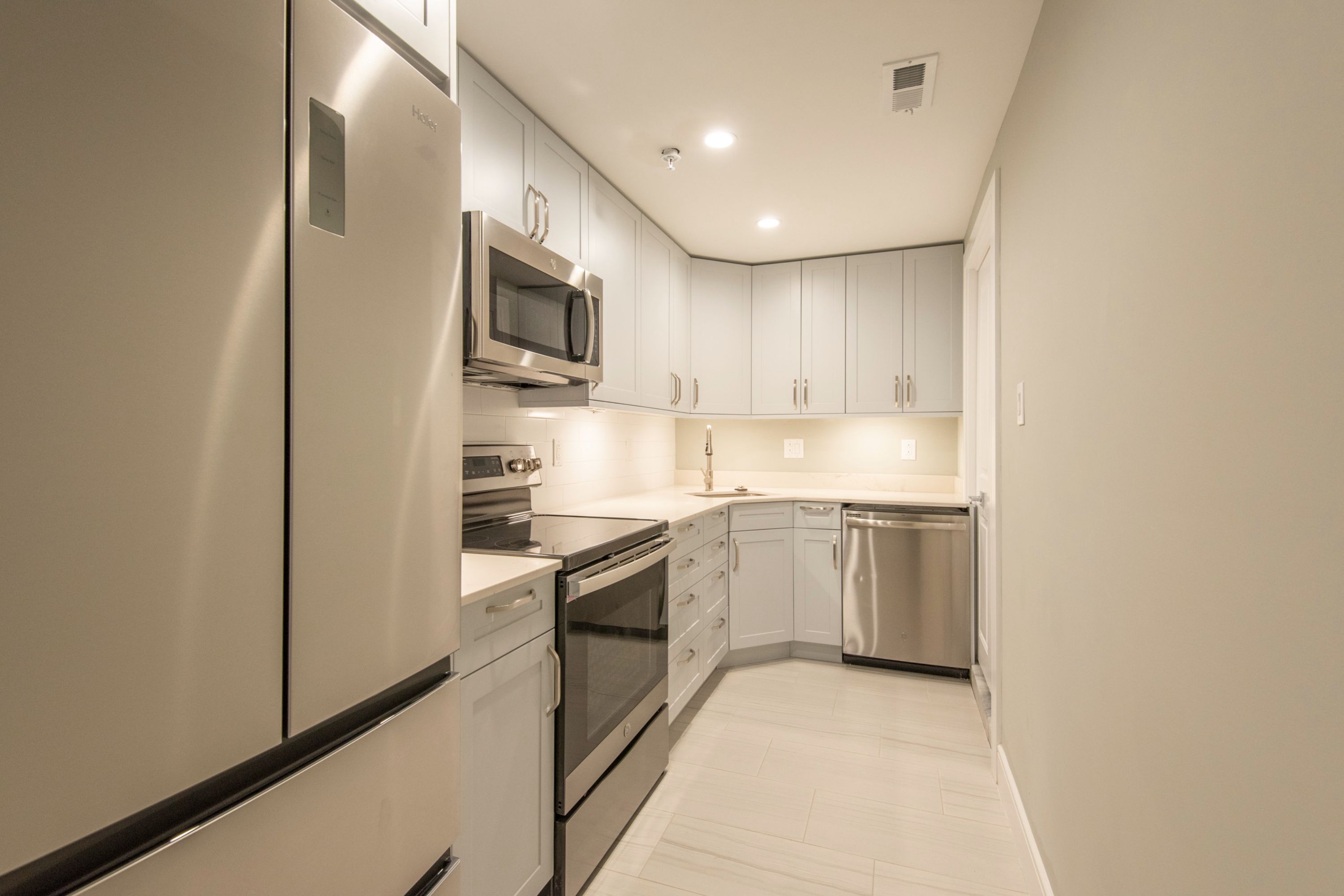 1133 E COLUMBIA AVE Unit 504