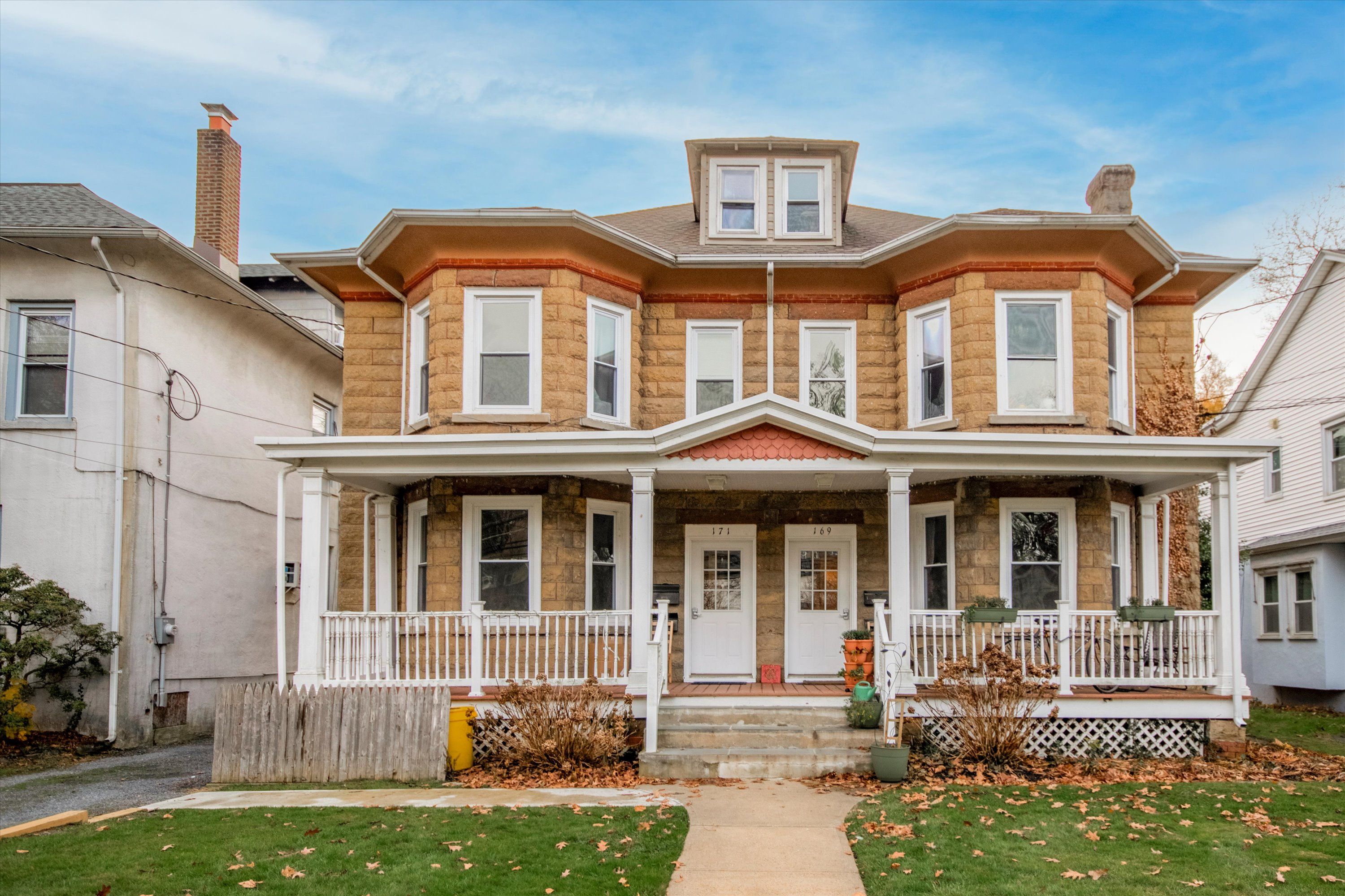 171 S Harrison St Unit 1