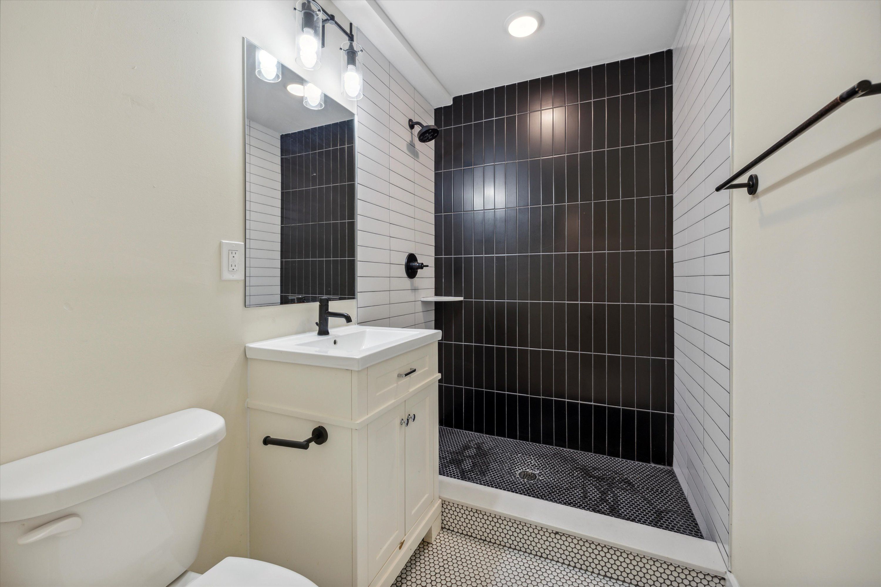 1804 W Berks St Unit 3R