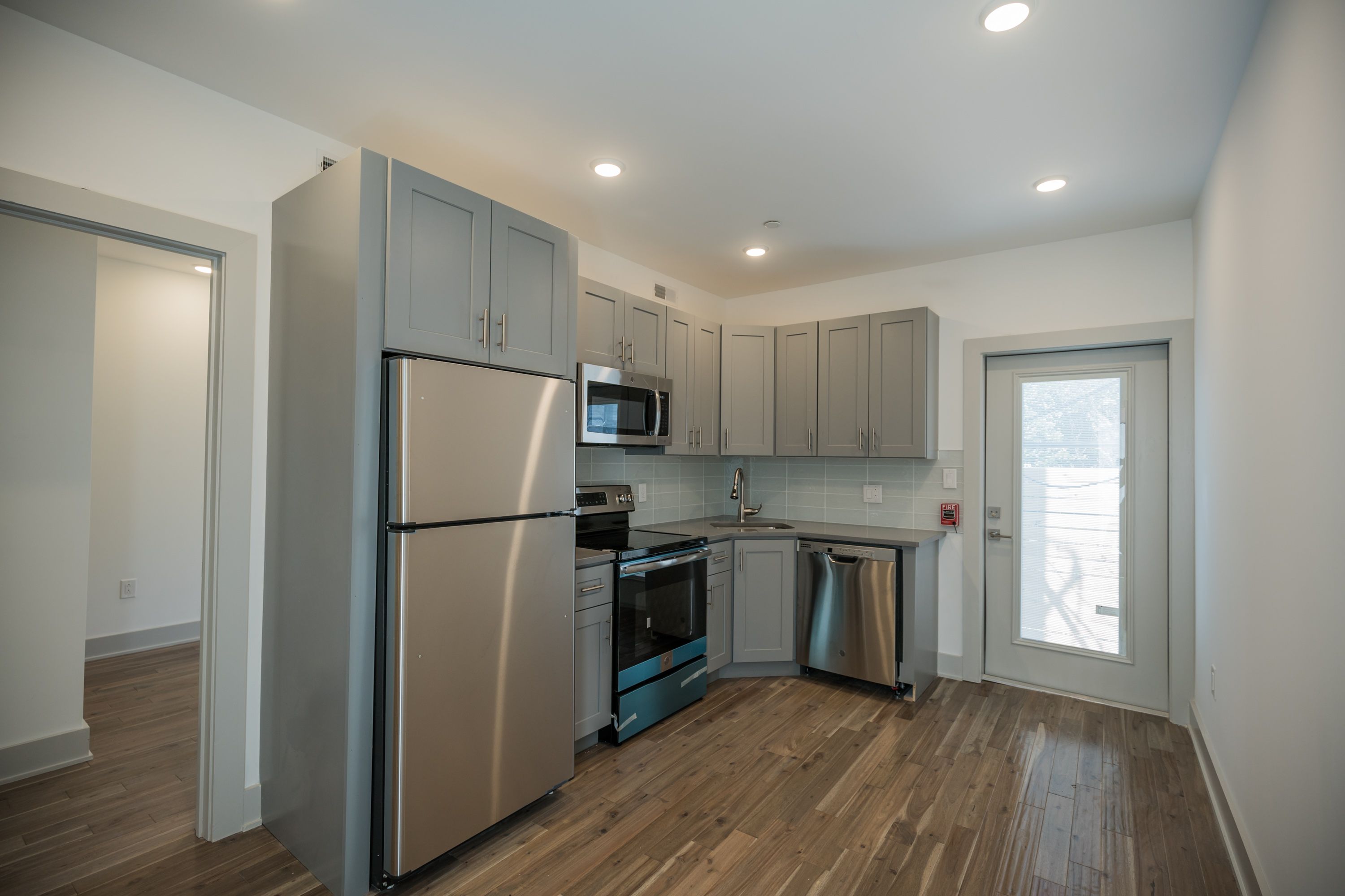 3213 HAVERFORD AVE Unit 4