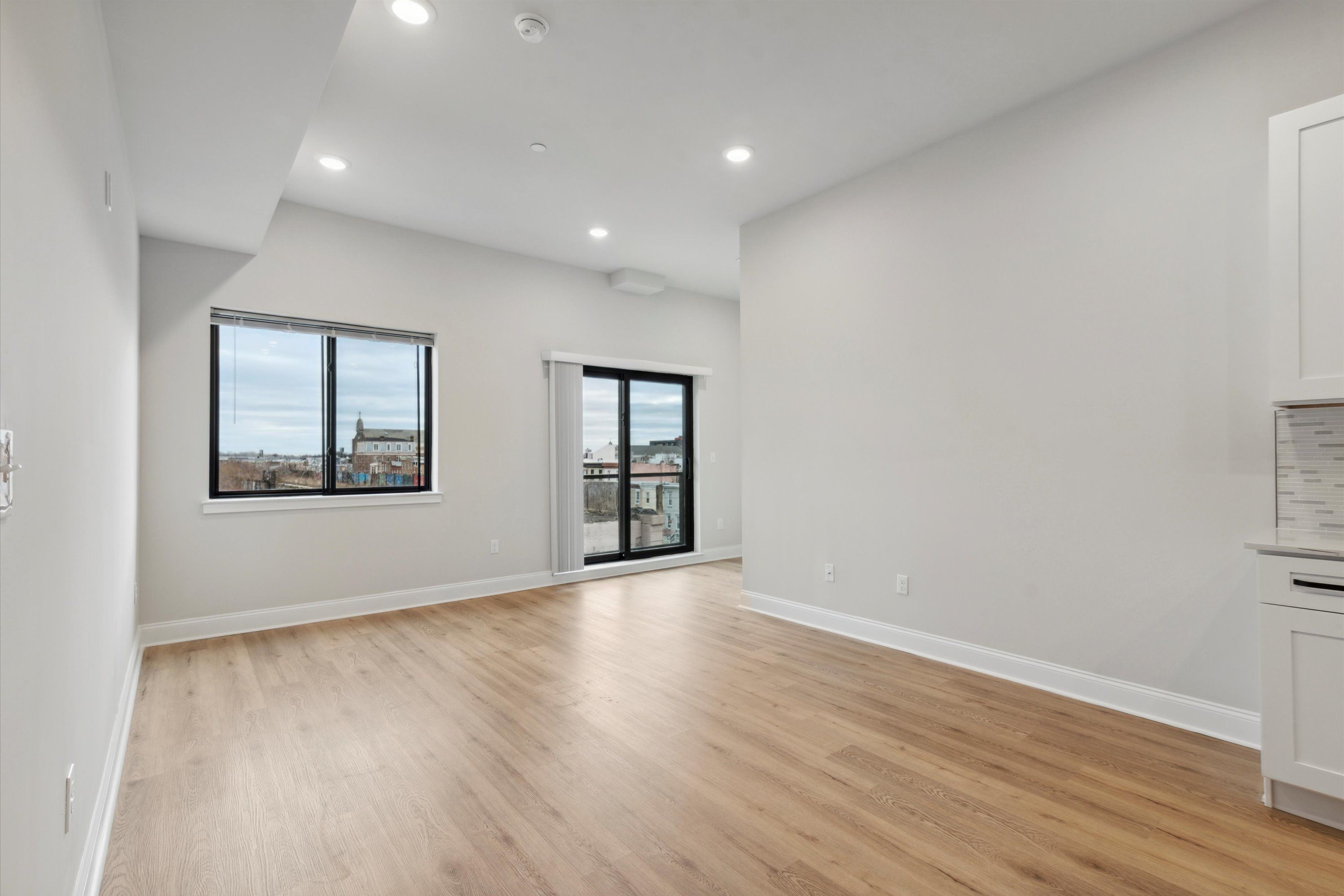 2157 E LEHIGH AVE Unit 406
