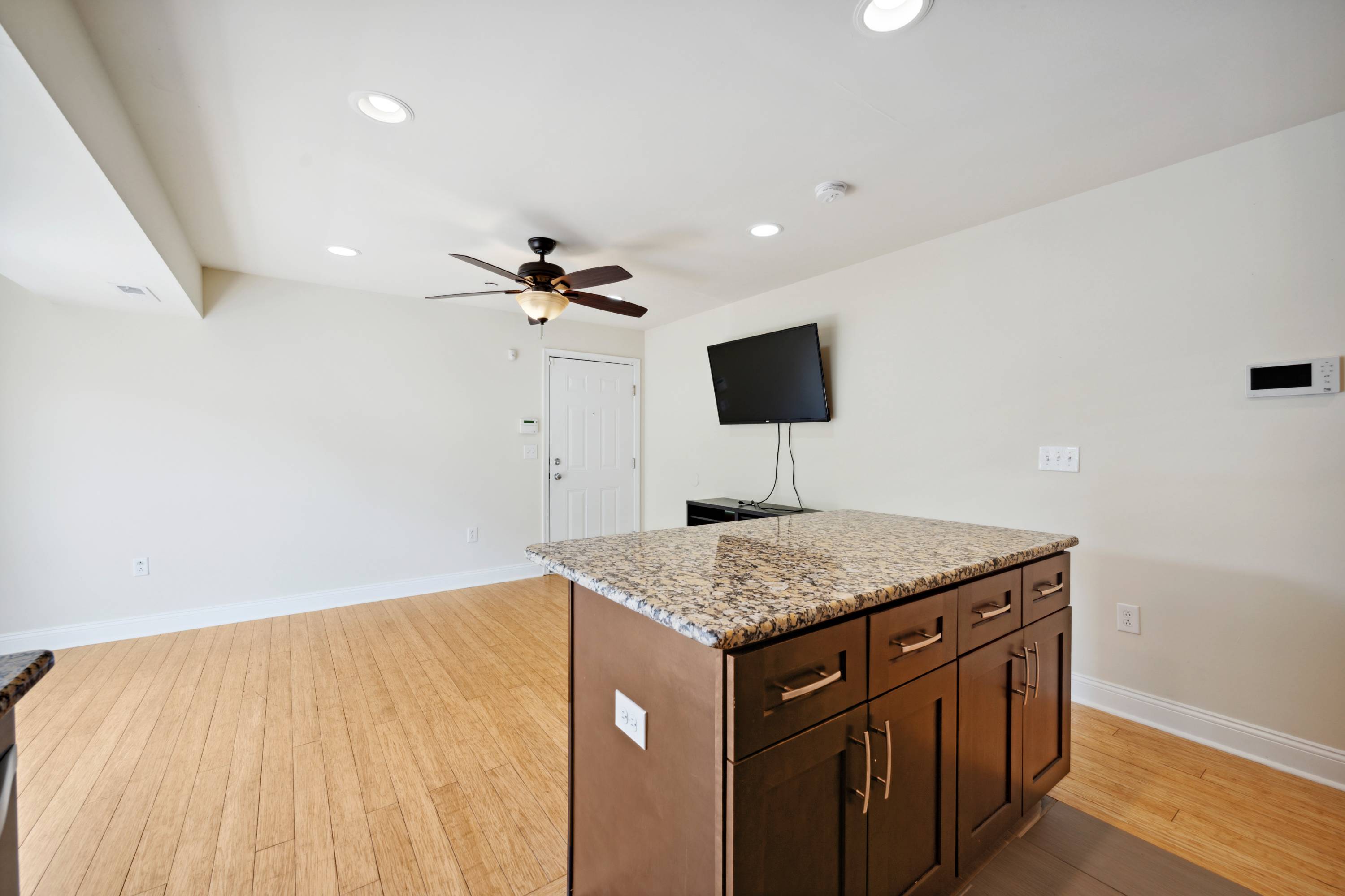 2129 N 17TH ST Unit B