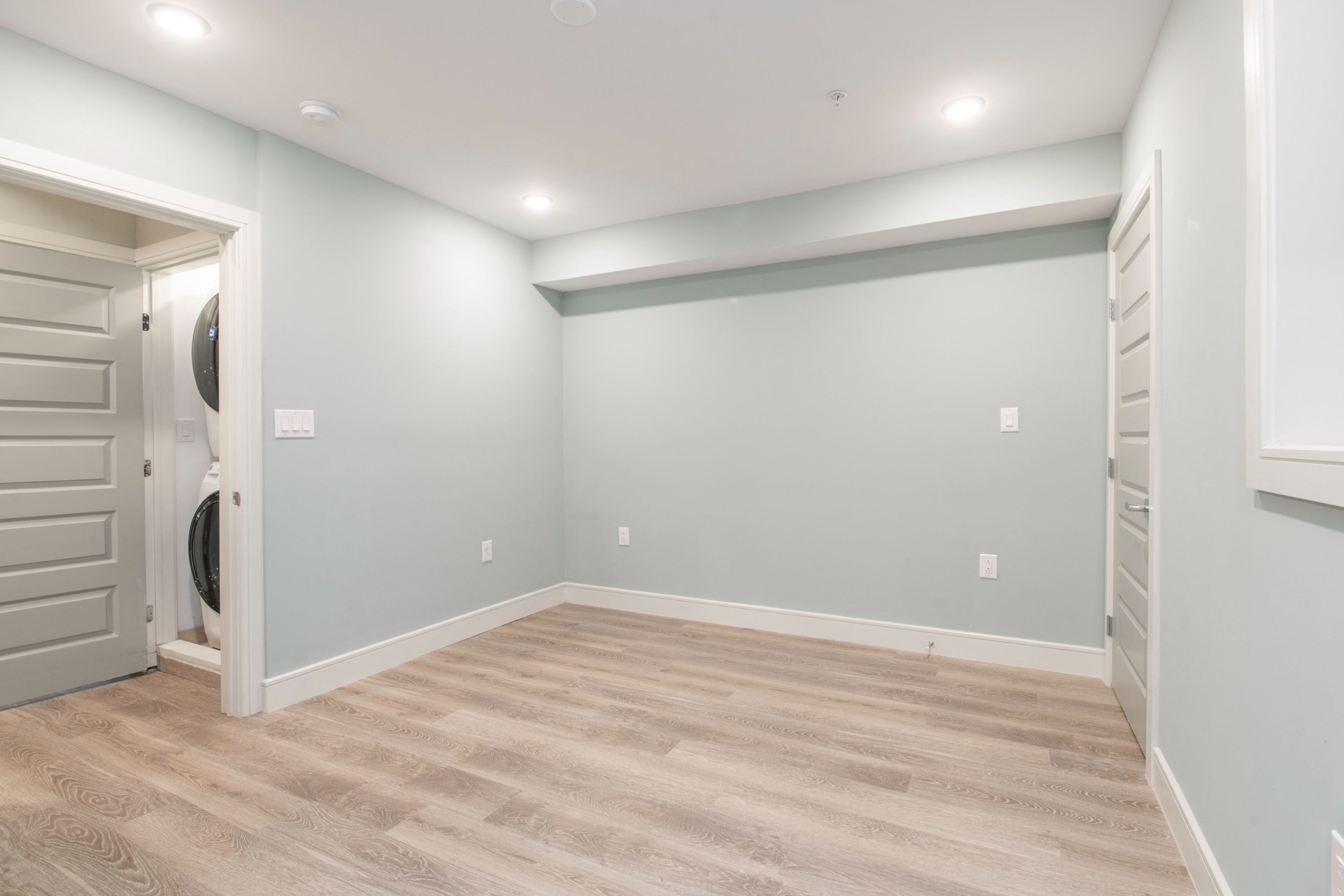 628 N Bodine ST Unit 1
