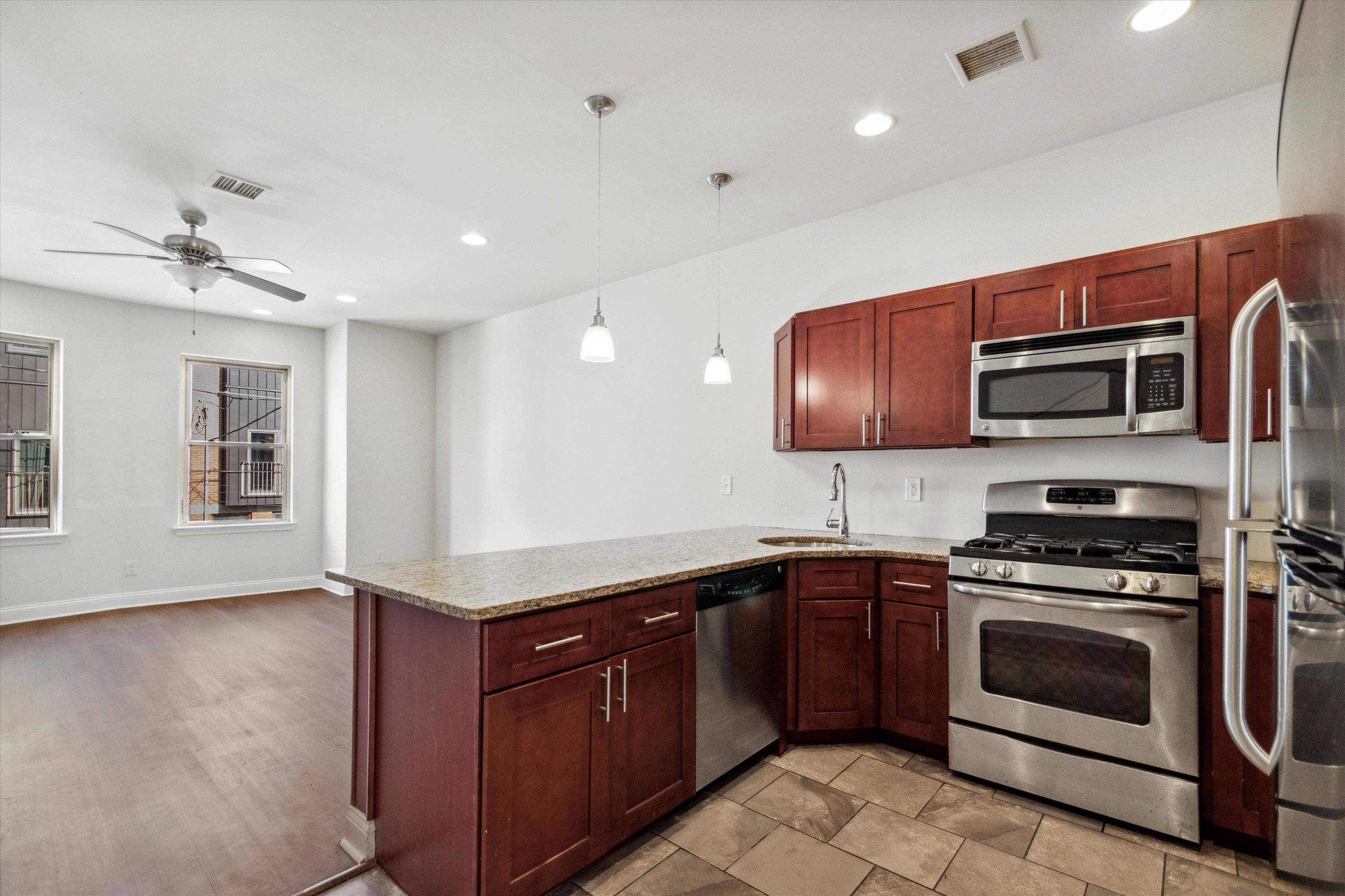 1906 N 18TH ST Unit B