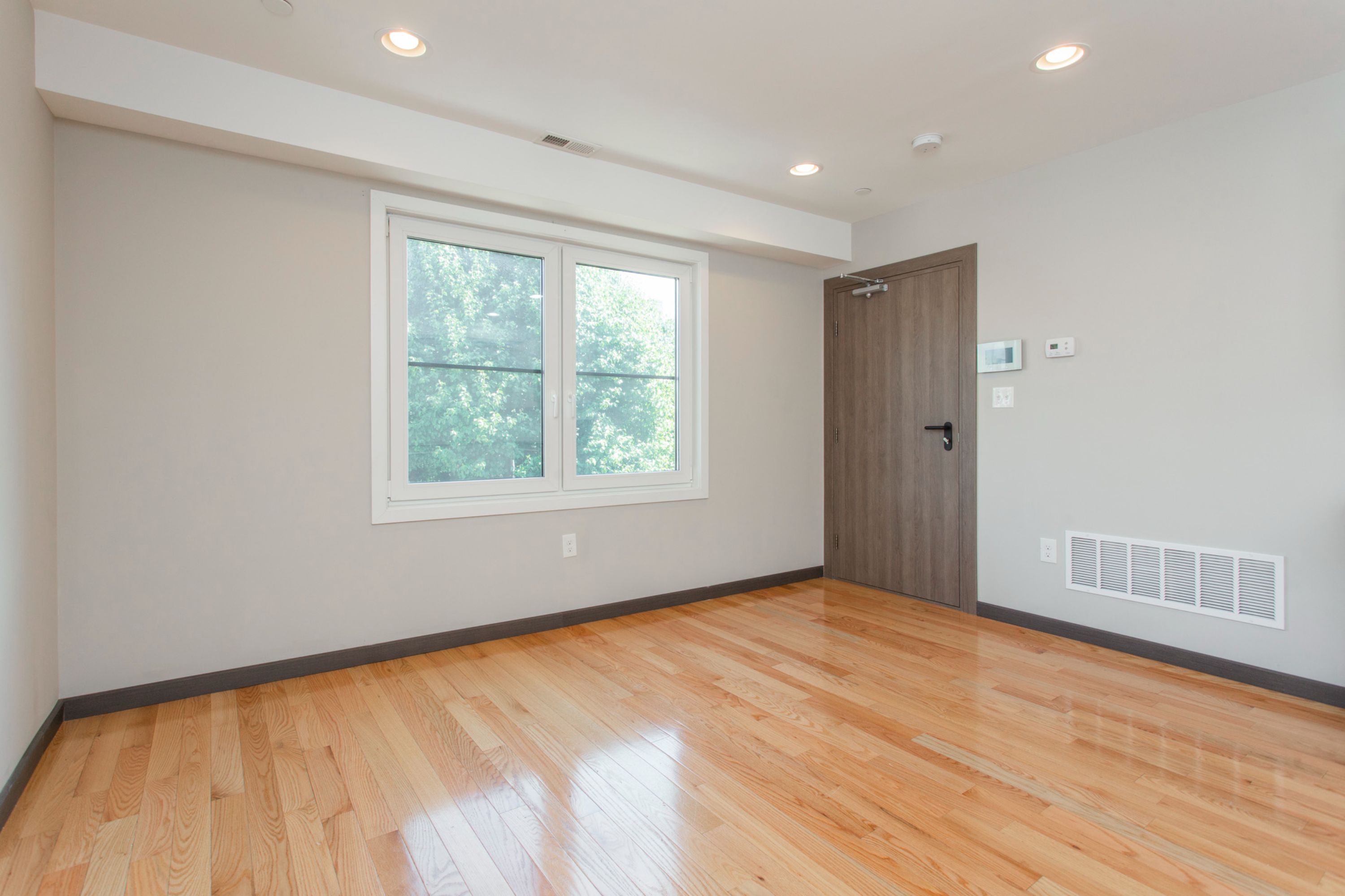 2545-47 MONTROSE ST Unit D