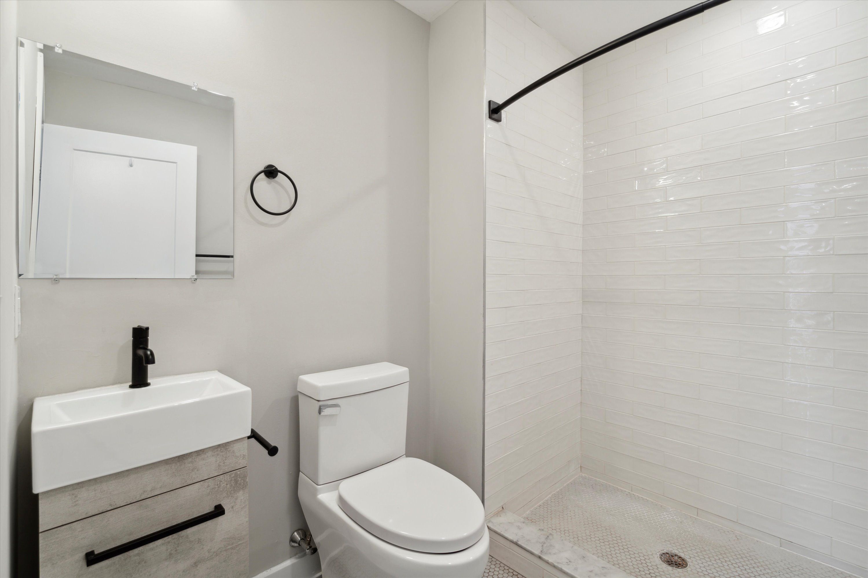 1841-43 N Gratz ST Unit C1