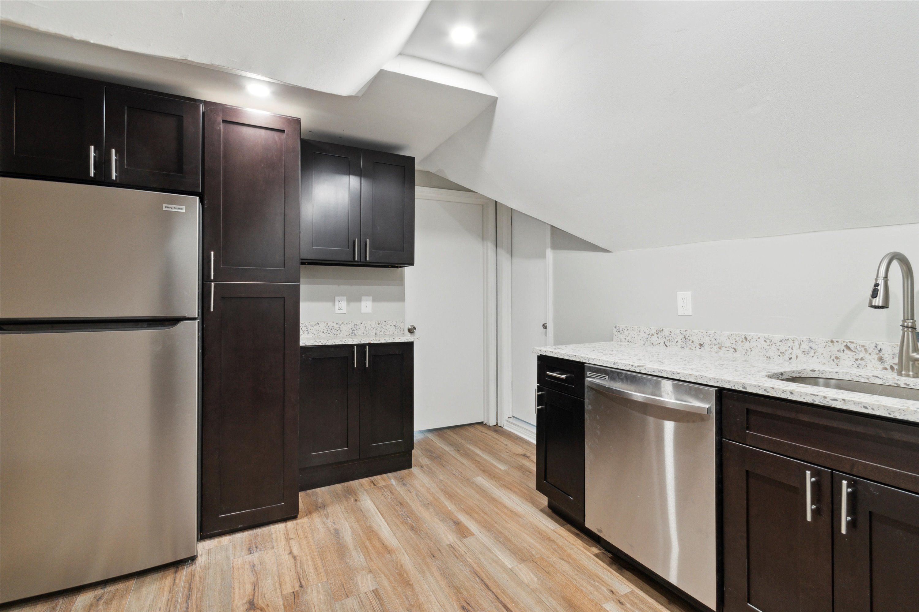 291-293 Nassau St Unit 5