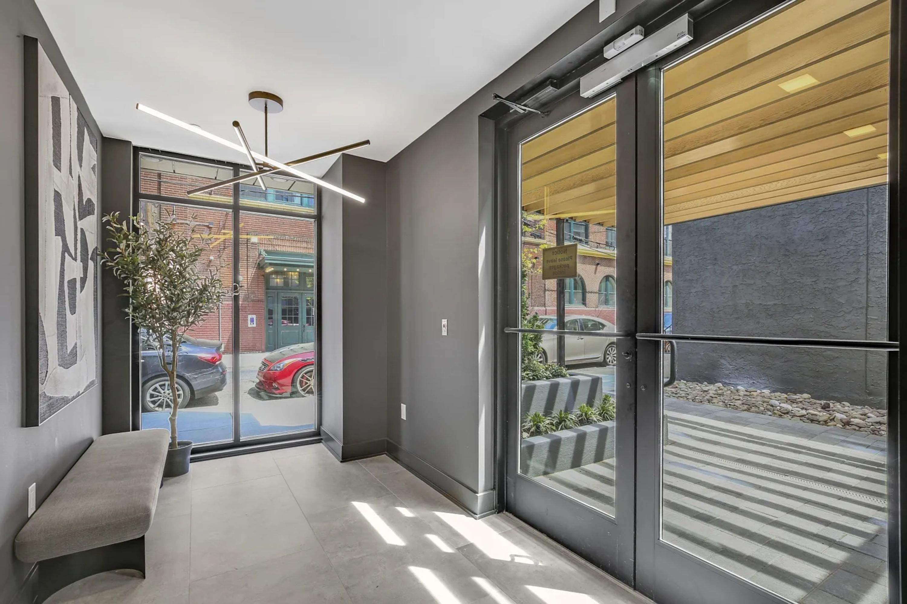 2000 Dreer St Unit 403