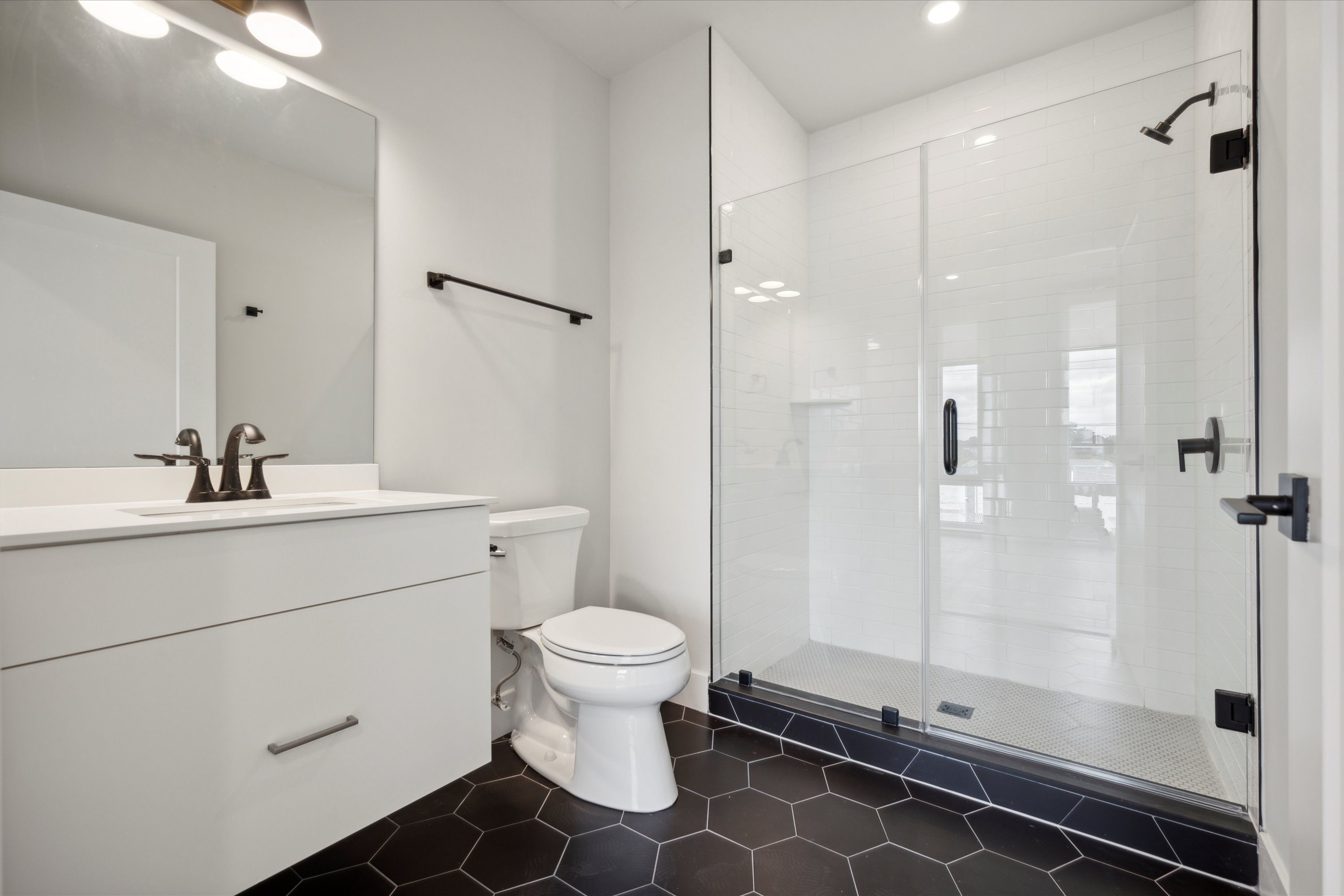 6910 Ridge Avenue Unit 418