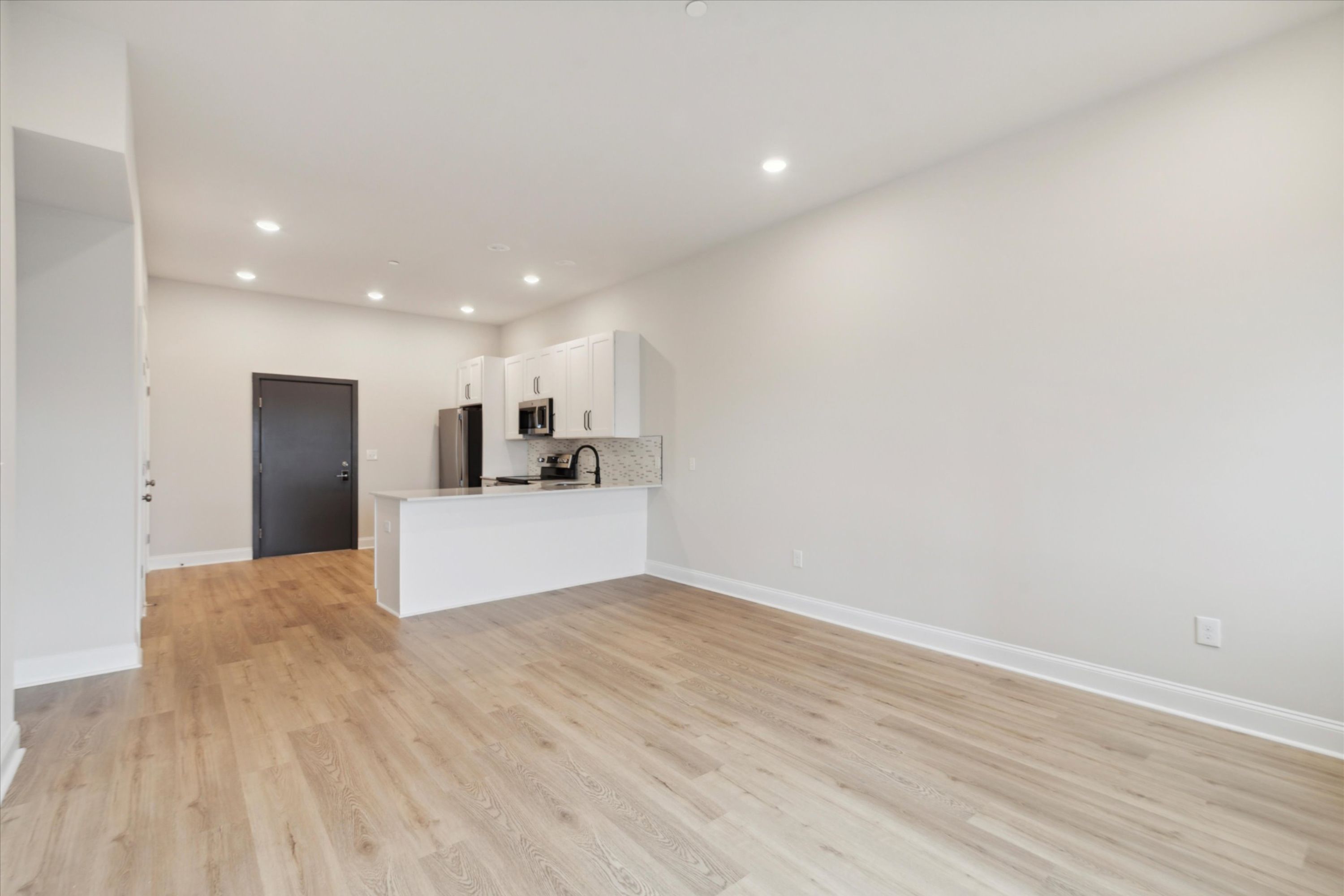 2157 E LEHIGH AVE Unit 415