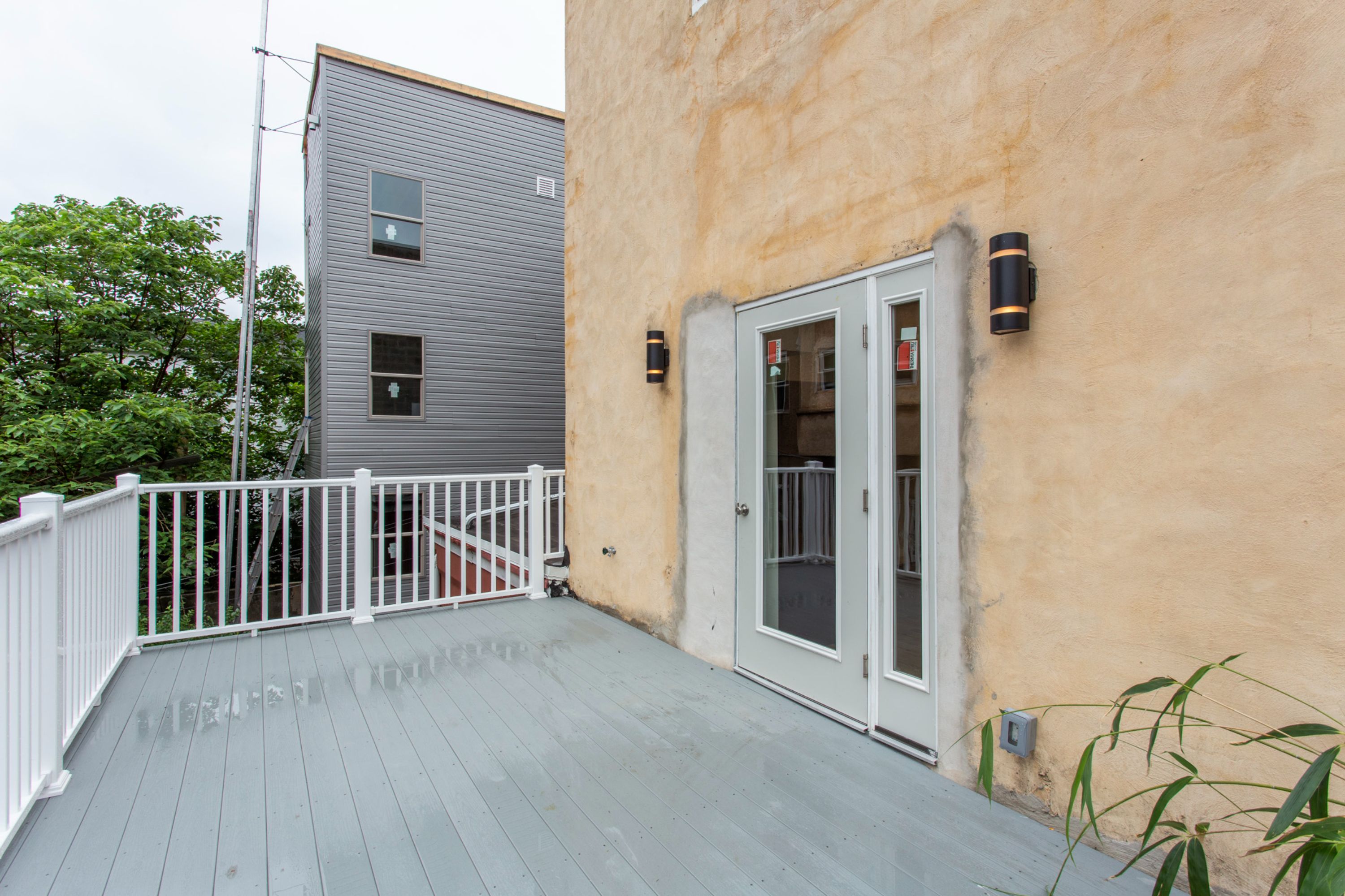 640 N 32ND ST Unit 2R