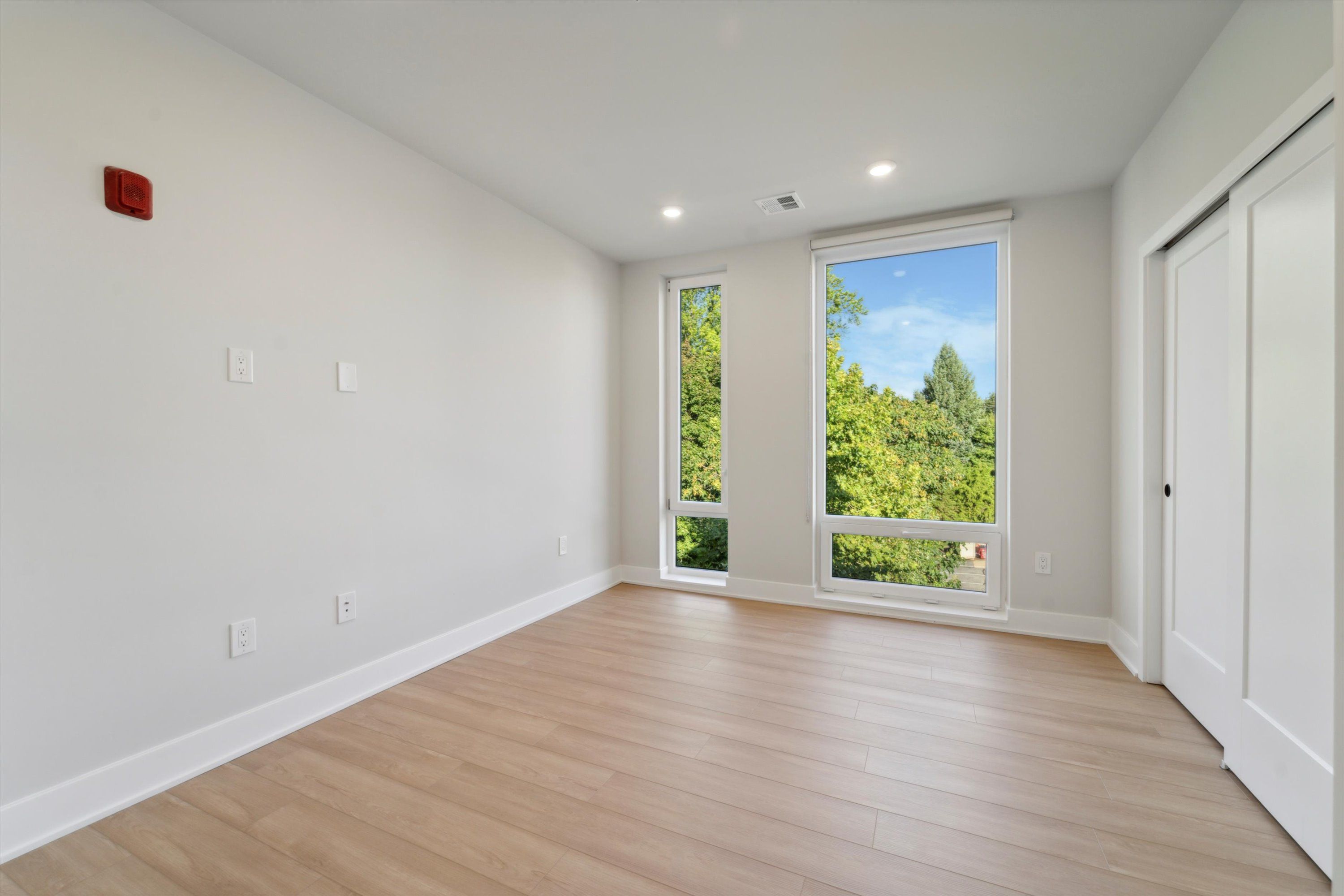 6910 Ridge Avenue Unit 110