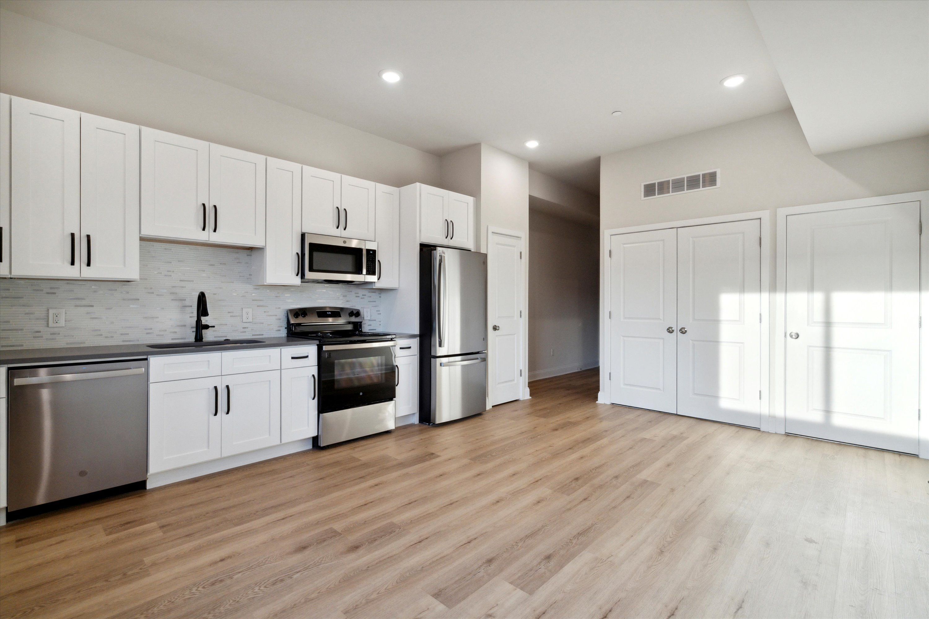 2157 E LEHIGH AVE Unit 308