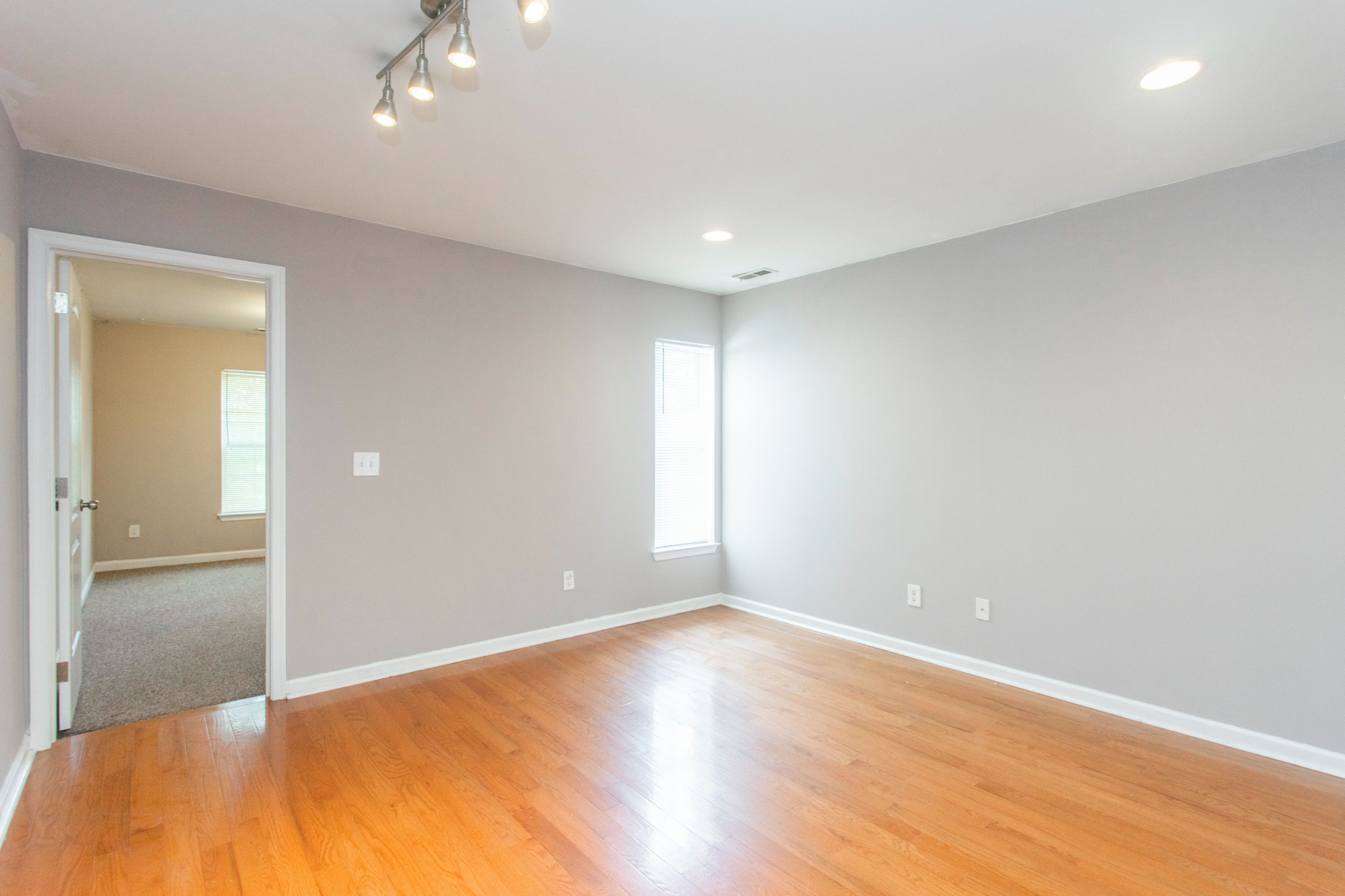 1835 WILLINGTON ST Unit 2