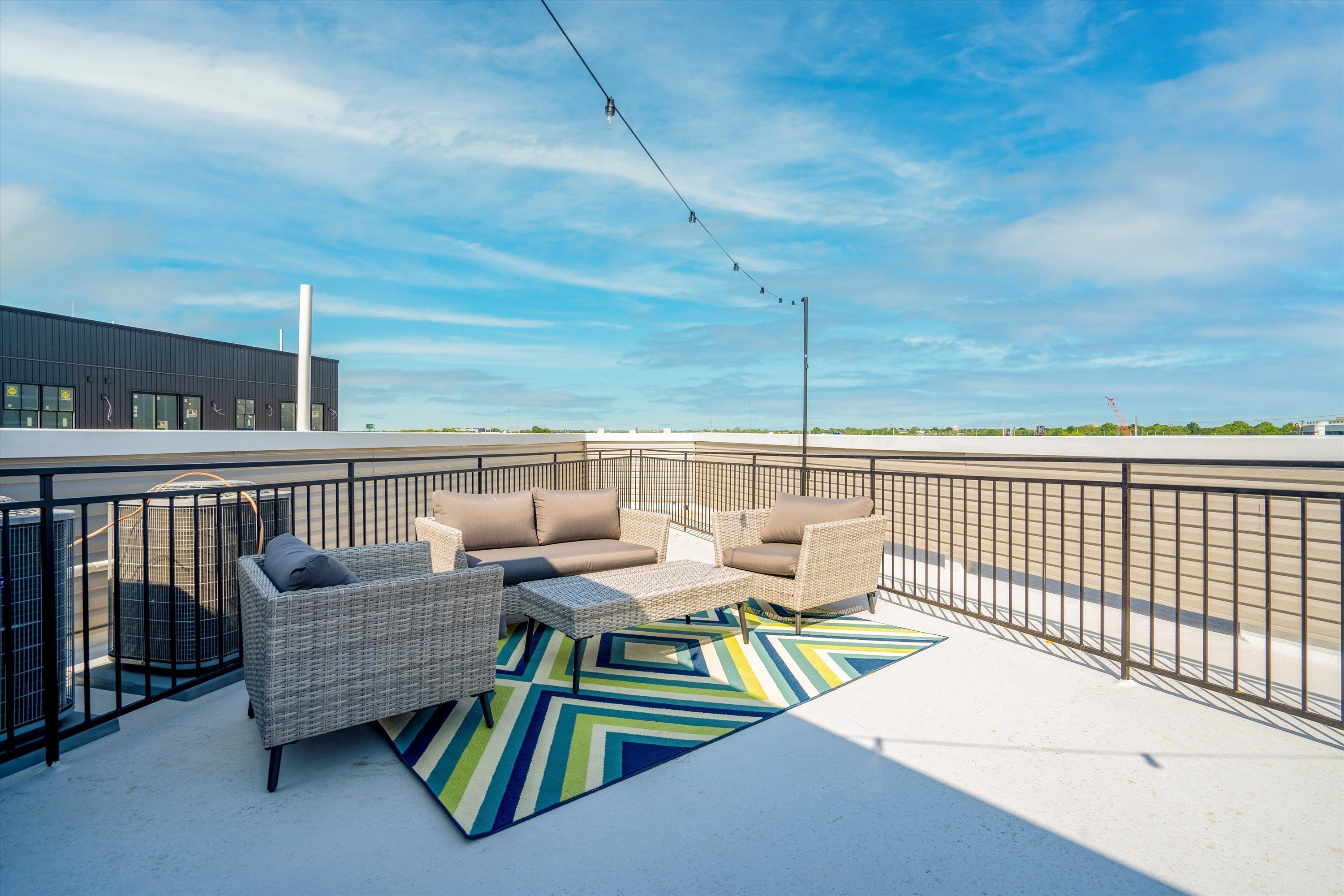 2731 Federal ST Unit 202