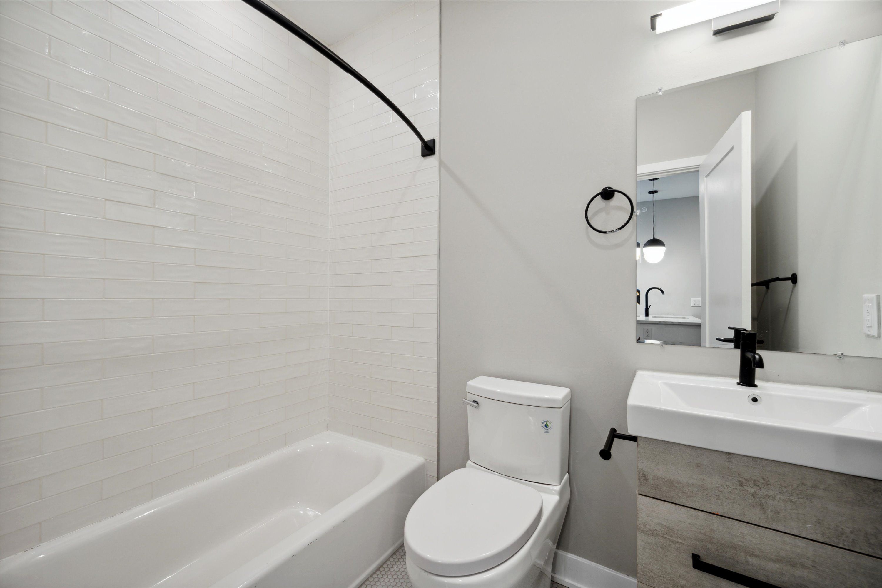 1841-43 N Gratz ST Unit D3