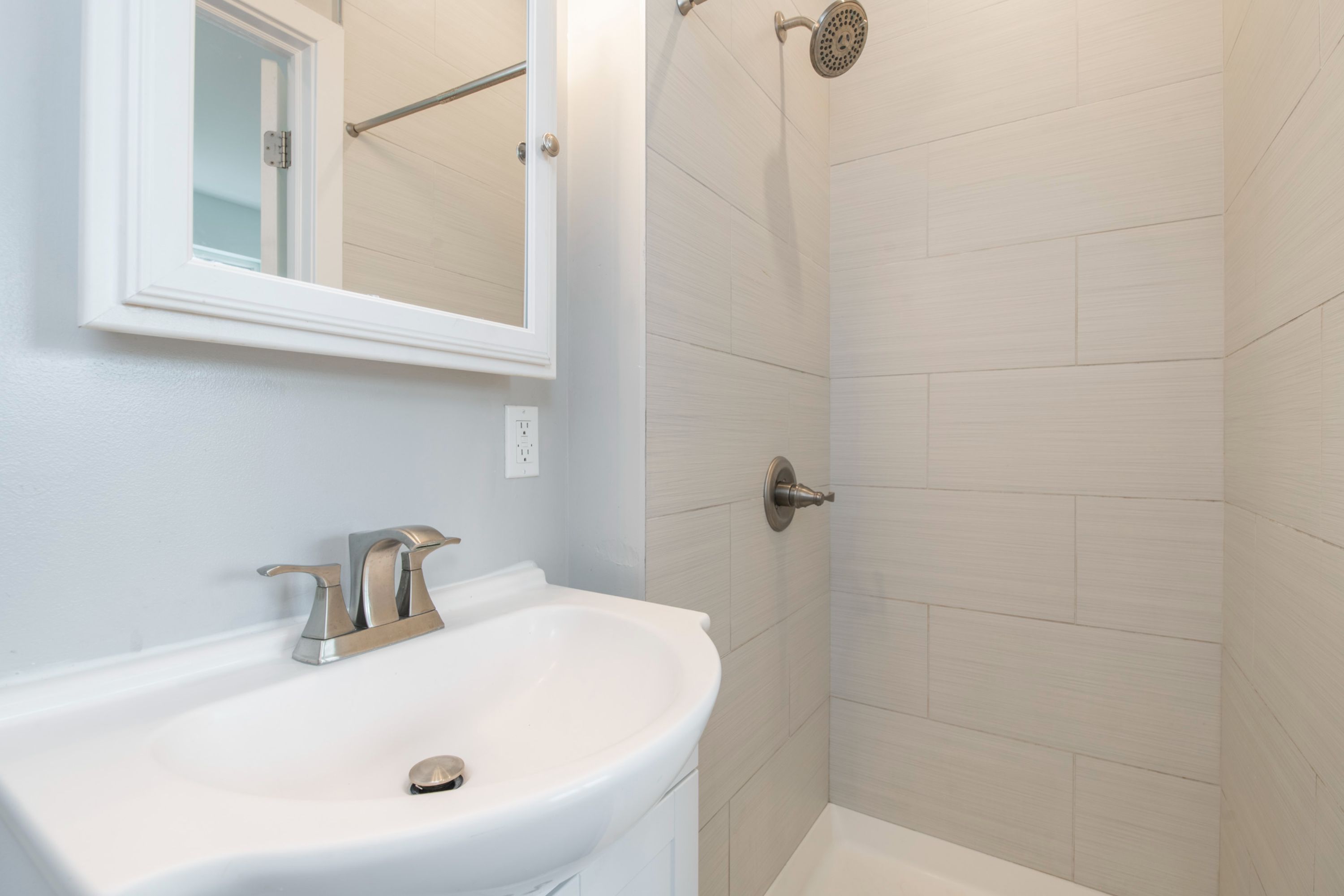 1517 SEYBERT ST Unit 2