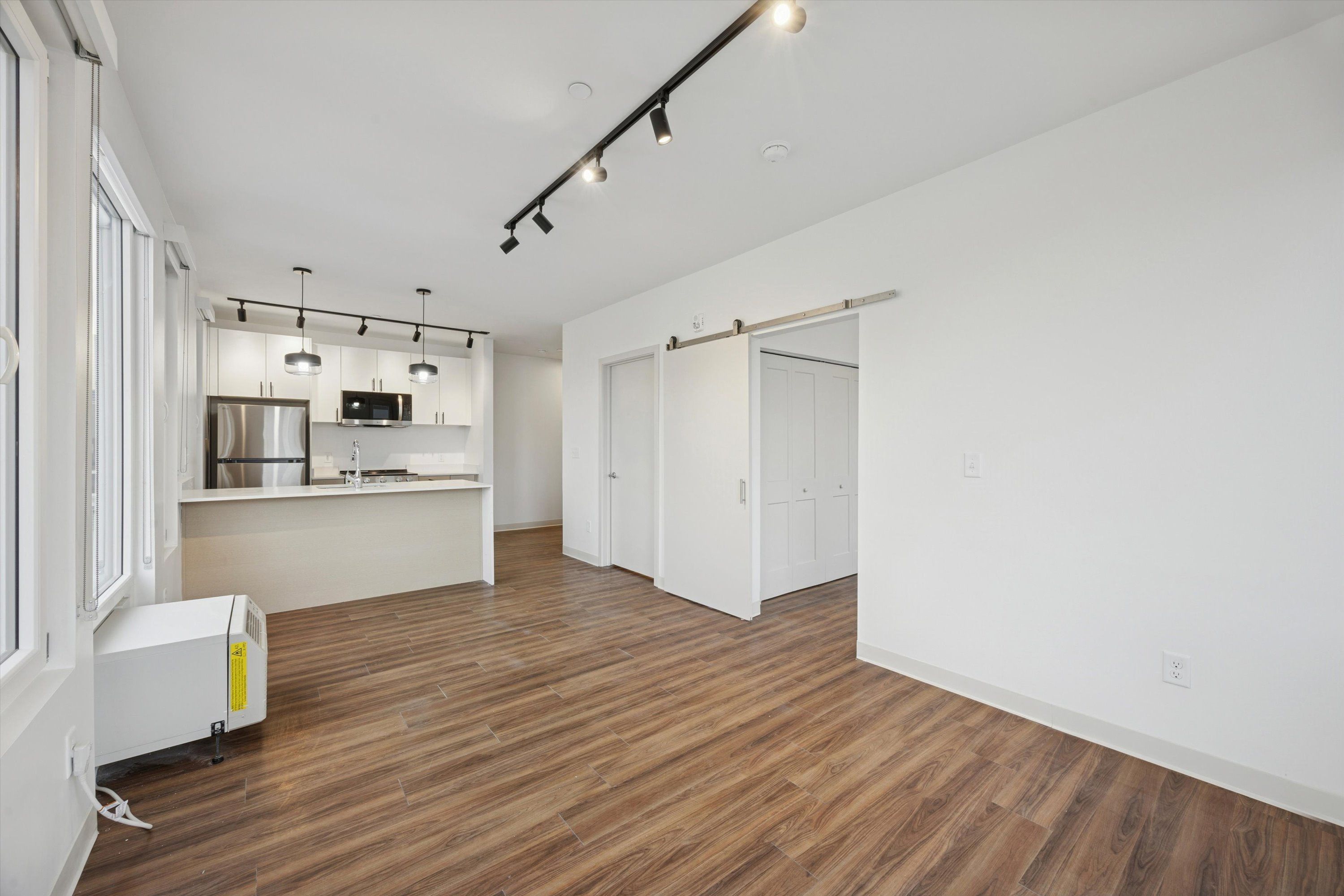 4240 Chestnut St Unit 423