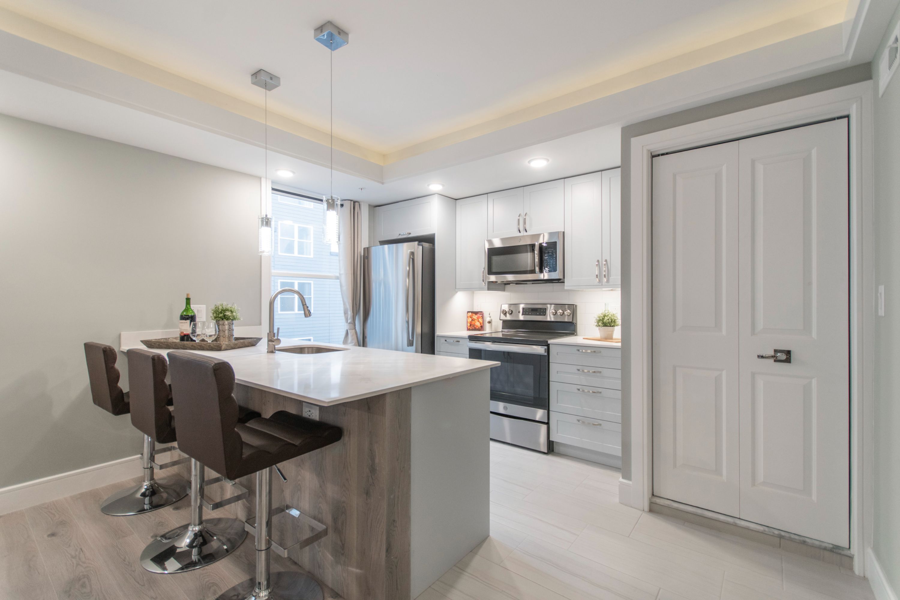1133 E COLUMBIA AVE Unit 406