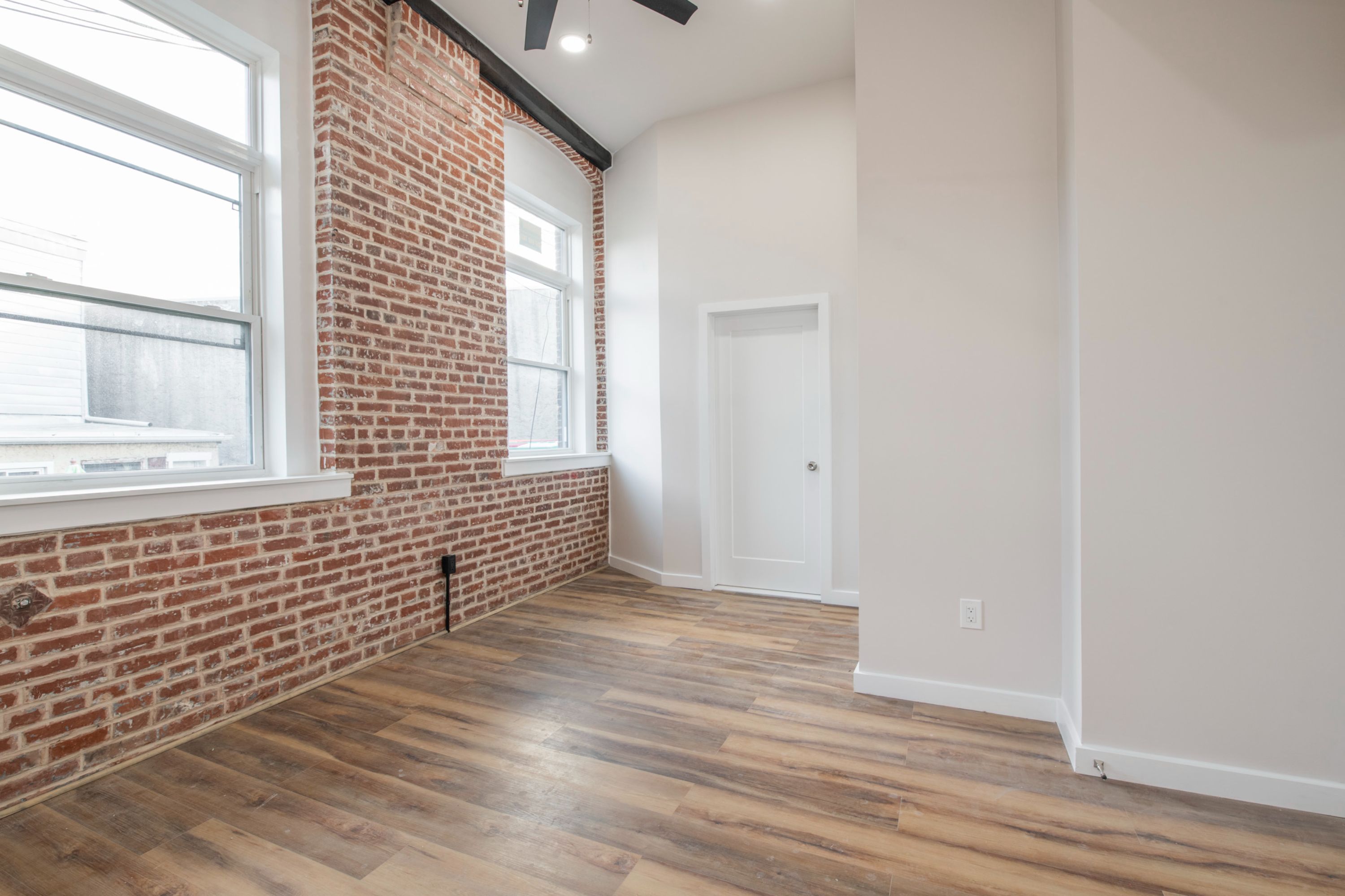 2045-49 Trenton Ave Unit 201