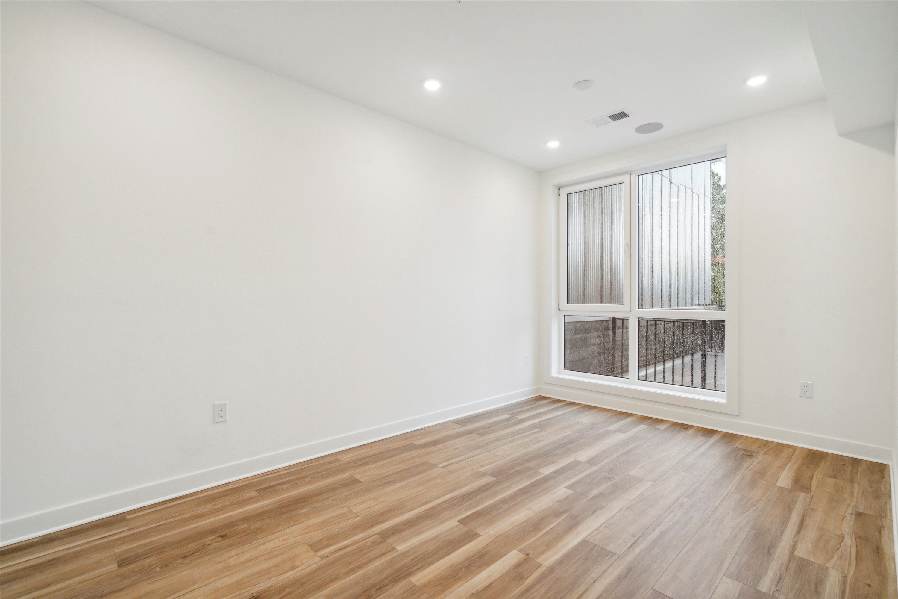 2636 E YORK ST Unit 209